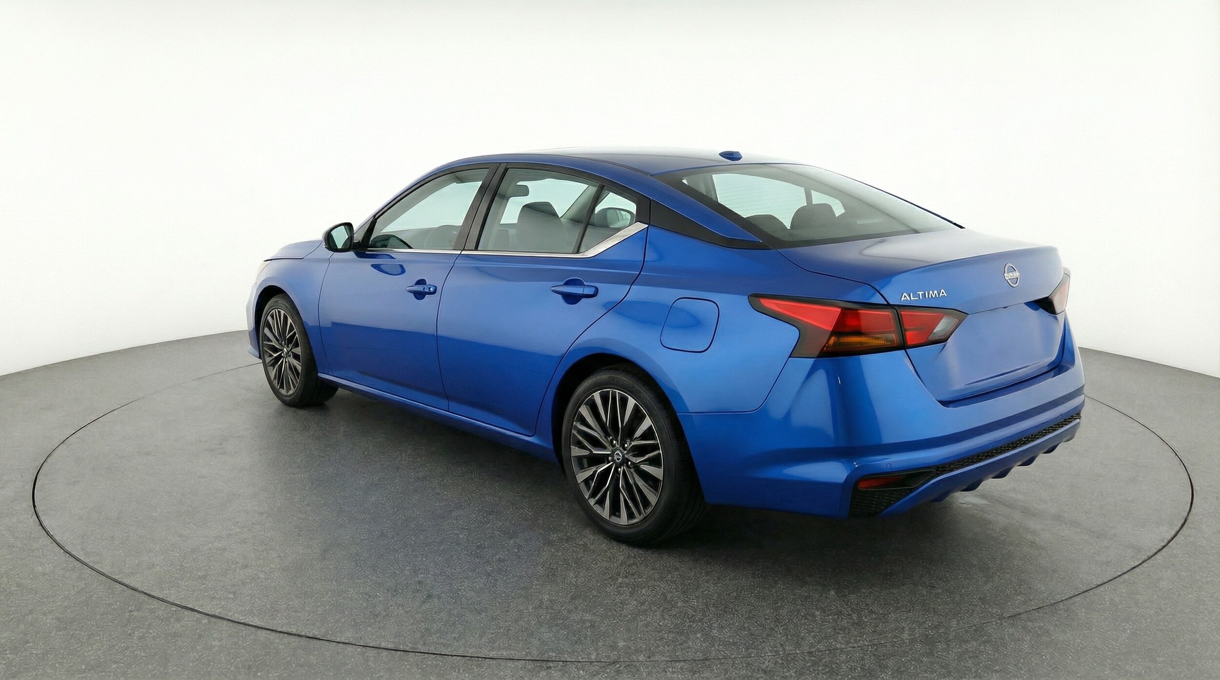 Thumbnail: 2025 Nissan Altima - 5