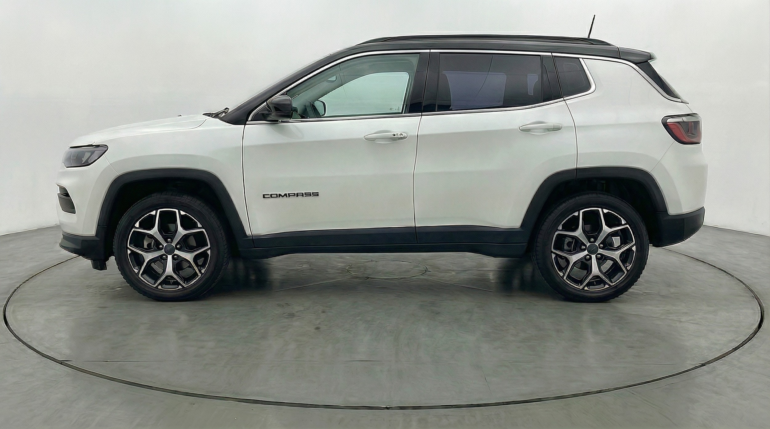 Thumbnail: 2025 Jeep Compass - 4