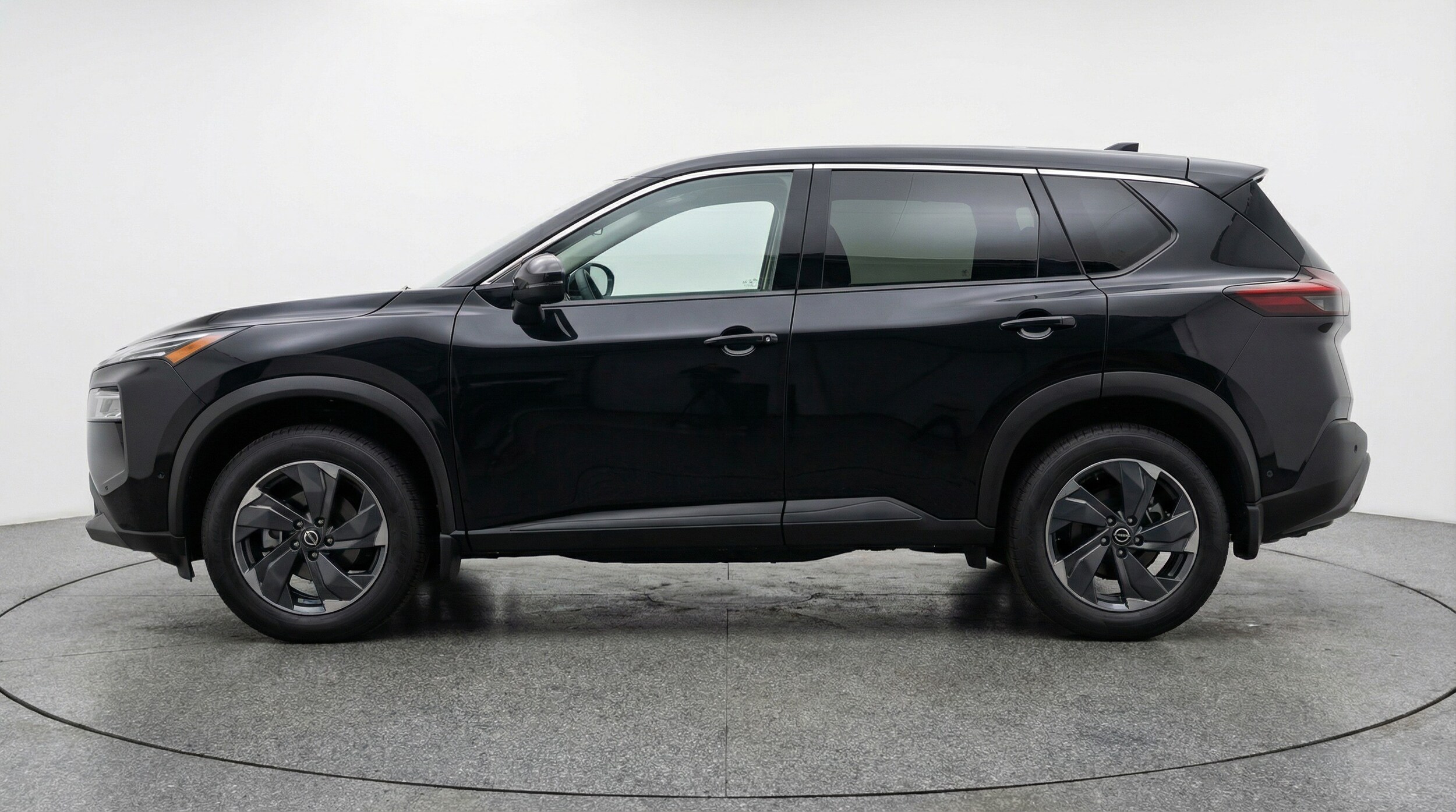 Thumbnail: 2025 Nissan Rogue - 4