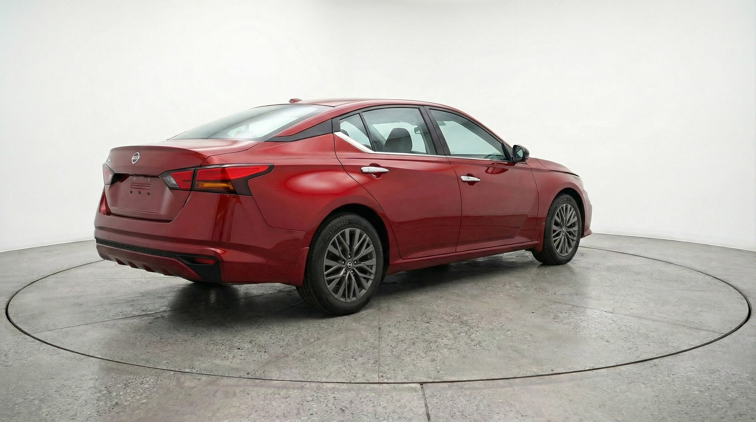 Thumbnail: 2025 Nissan Altima - 9