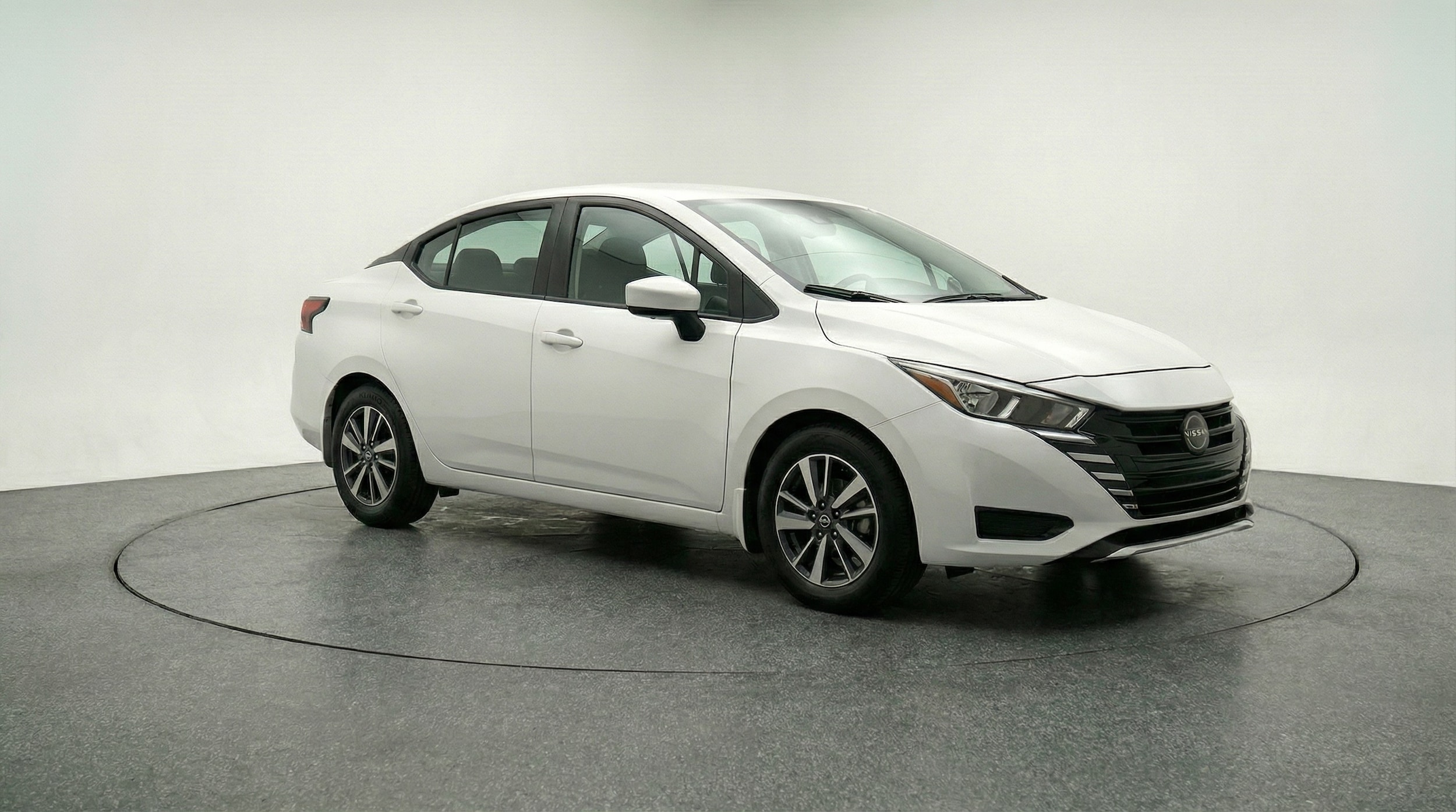 2025 Nissan Versa Sedan SV