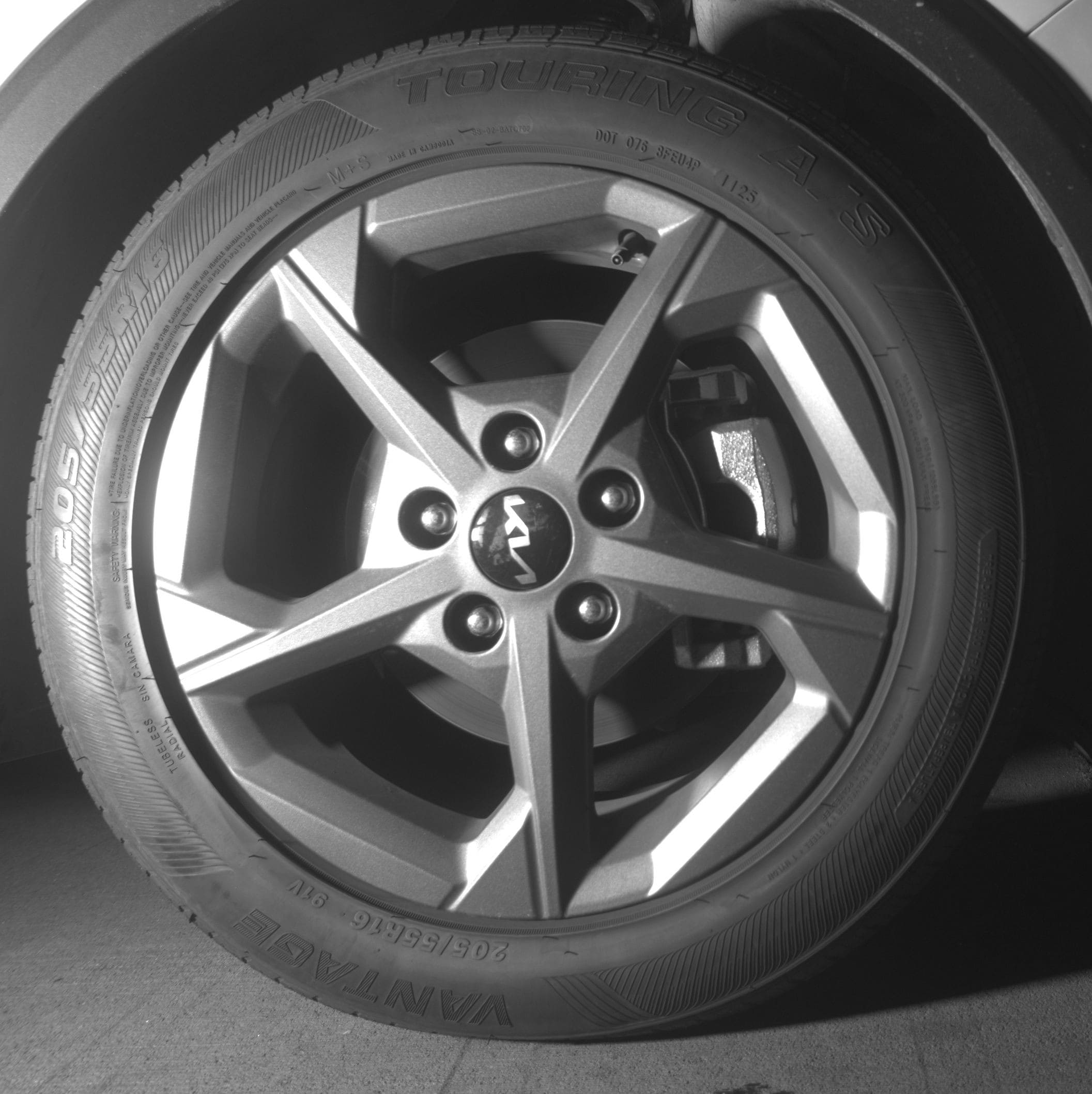 Thumbnail: 2025 Kia K4 - 10