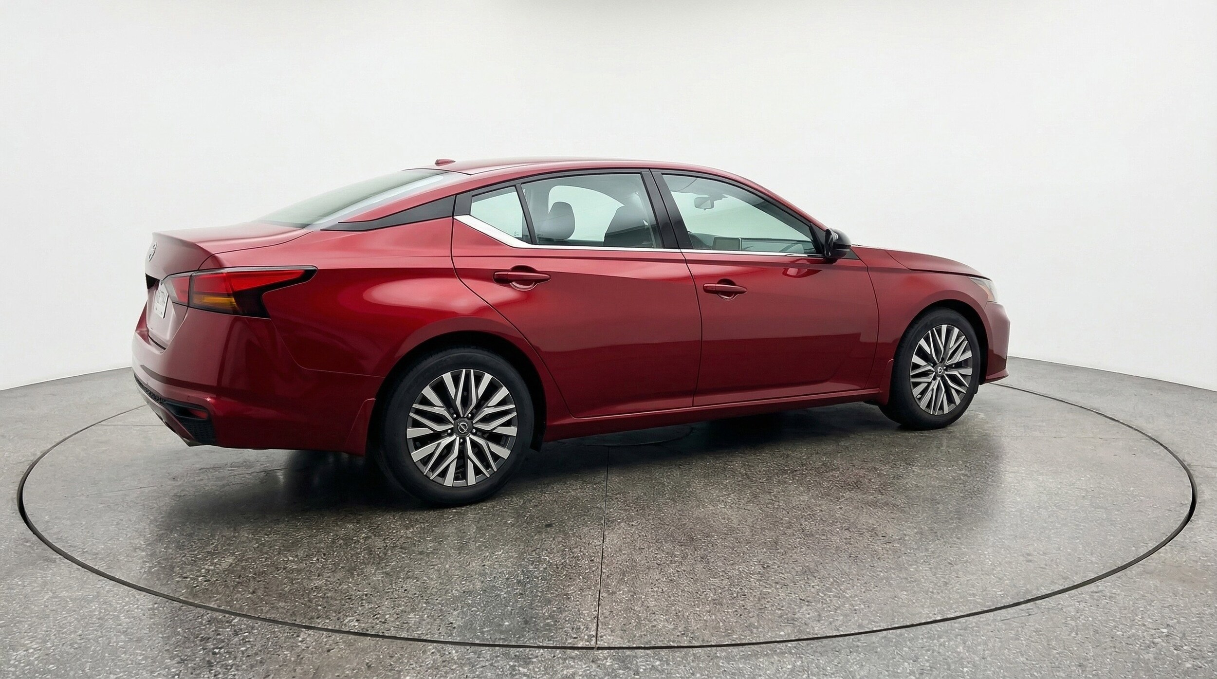 Thumbnail: 2025 Nissan Altima - 9