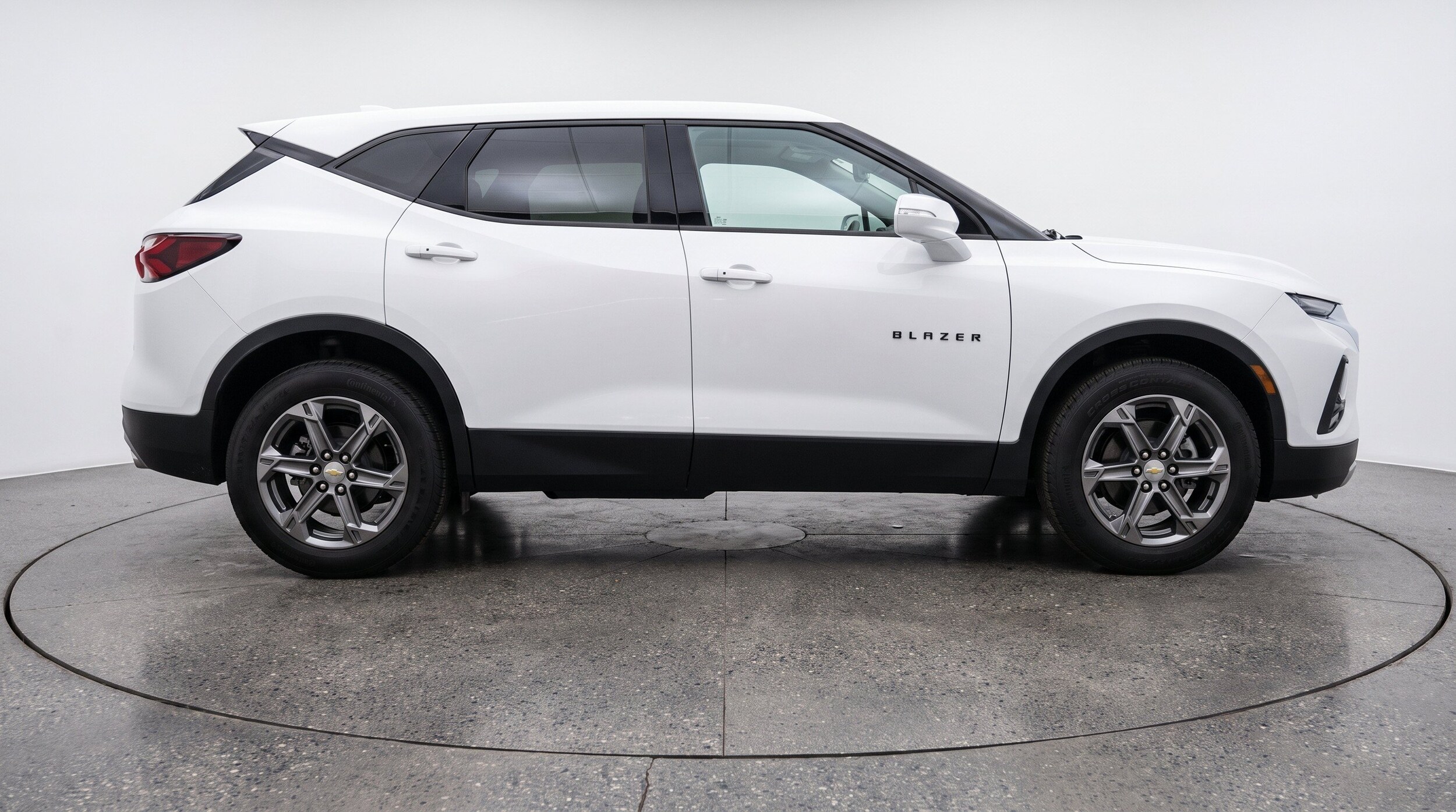 Thumbnail: 2026 Chevrolet Blazer - 10
