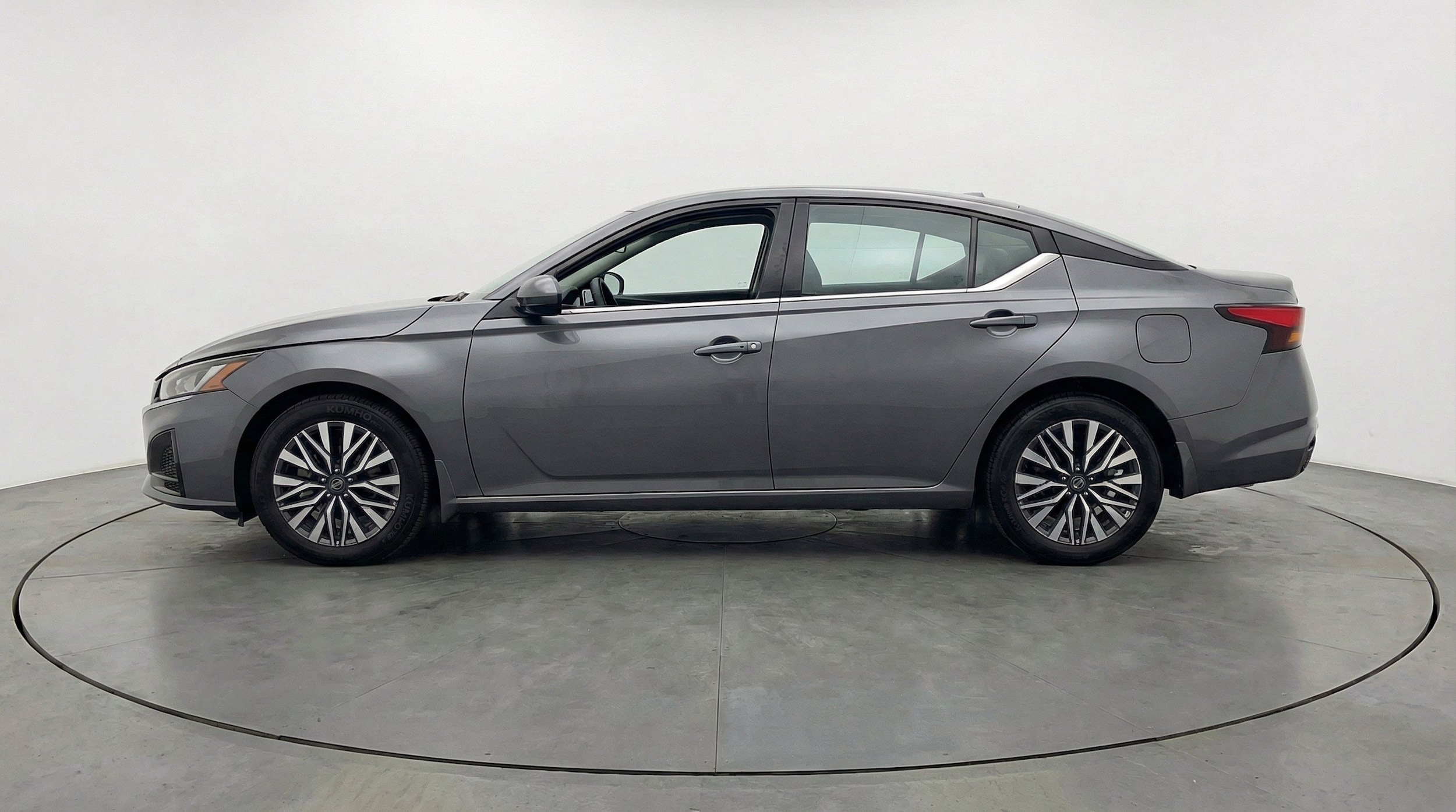 Thumbnail: 2026 Nissan Altima - 5