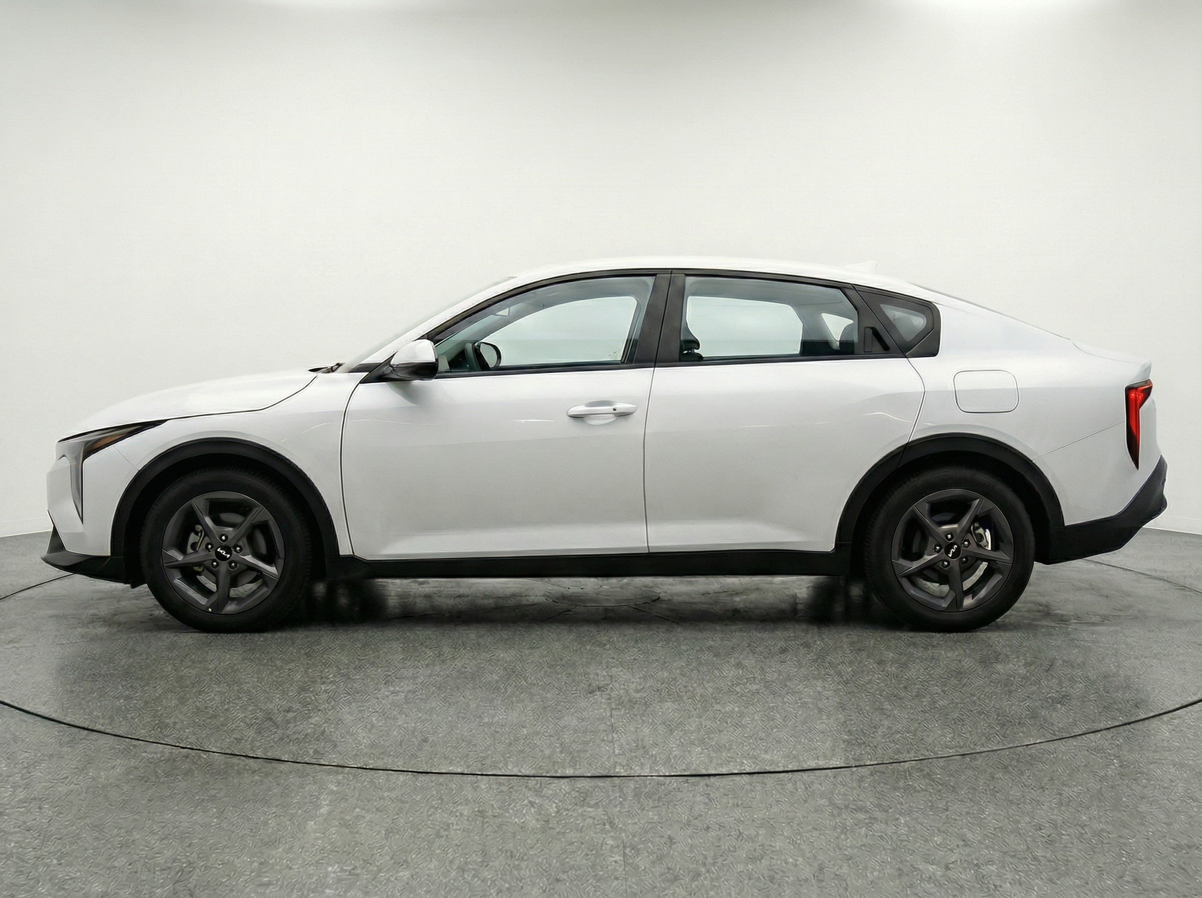 Thumbnail: 2025 Kia K4 - 4