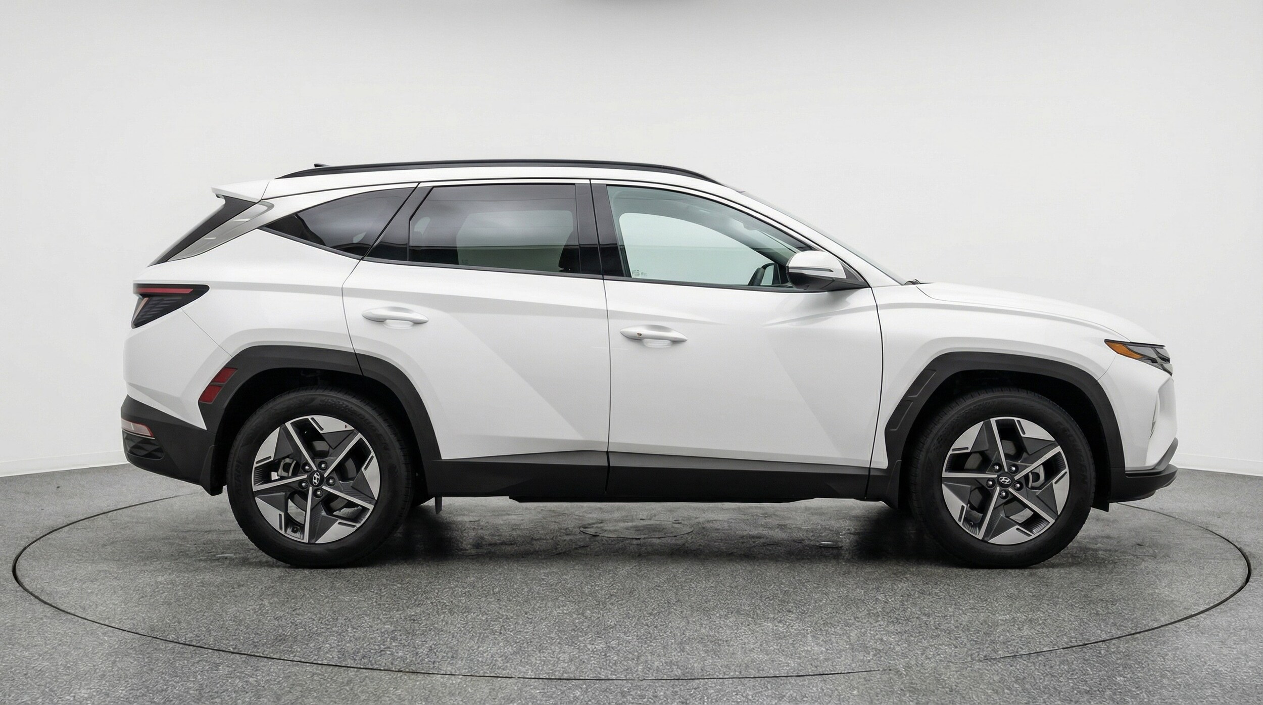 Thumbnail: 2025 Hyundai Tucson - 8