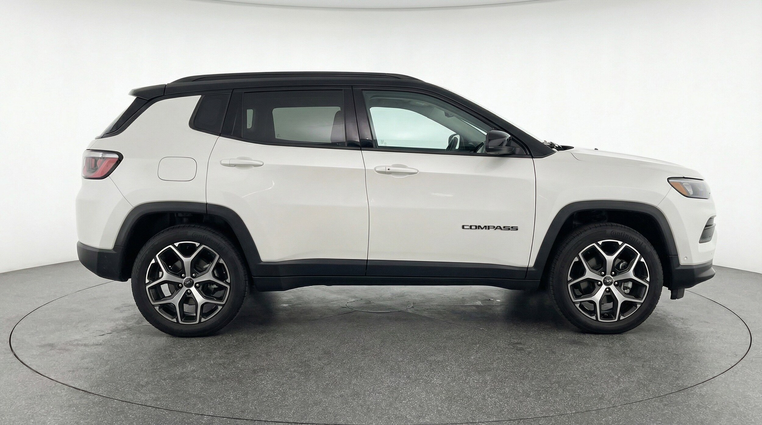 Thumbnail: 2025 Jeep Compass - 11