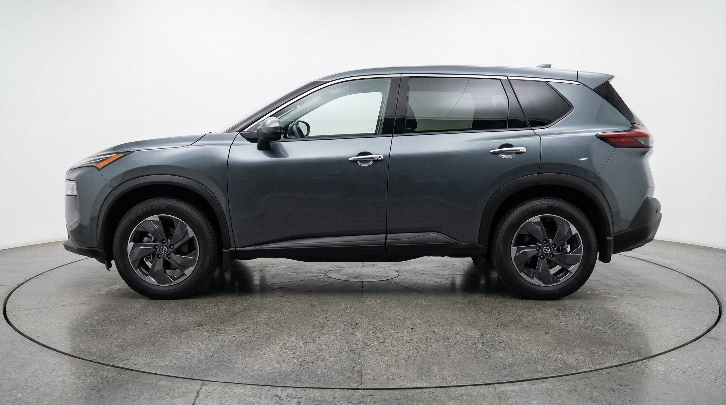Thumbnail: 2025 Nissan Rogue - 5