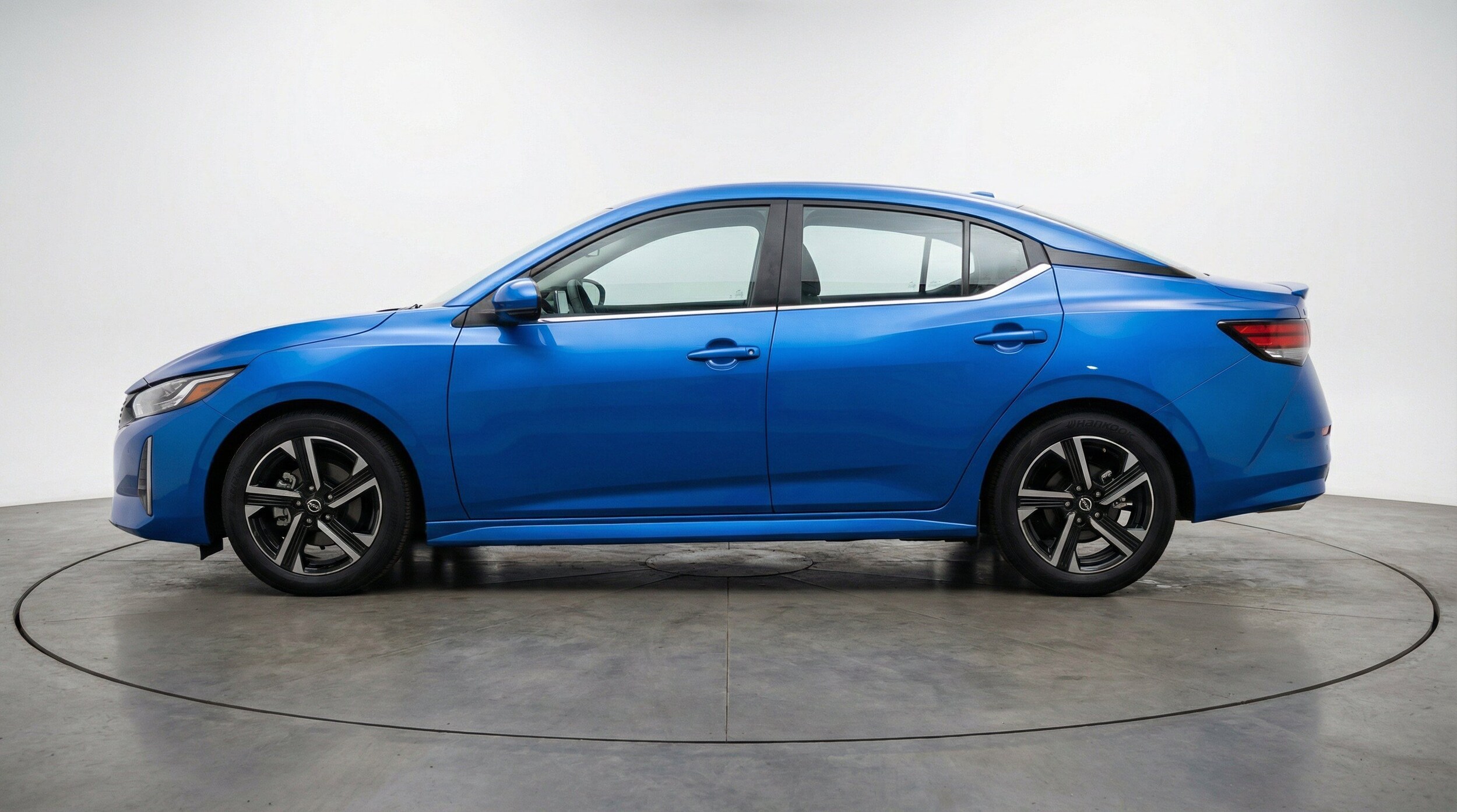 Thumbnail: 2025 Nissan Sentra - 5