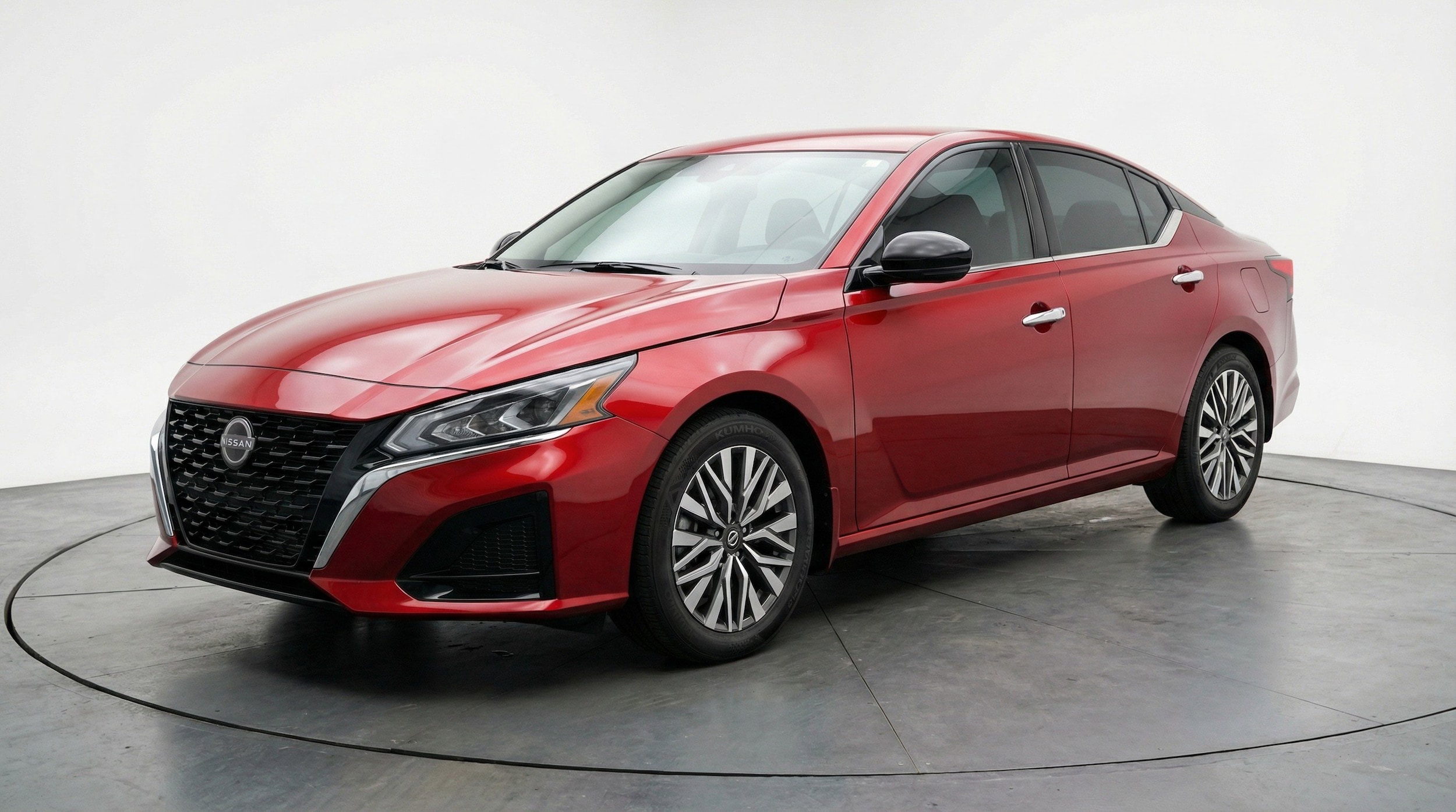 Thumbnail: 2025 Nissan Altima - 3