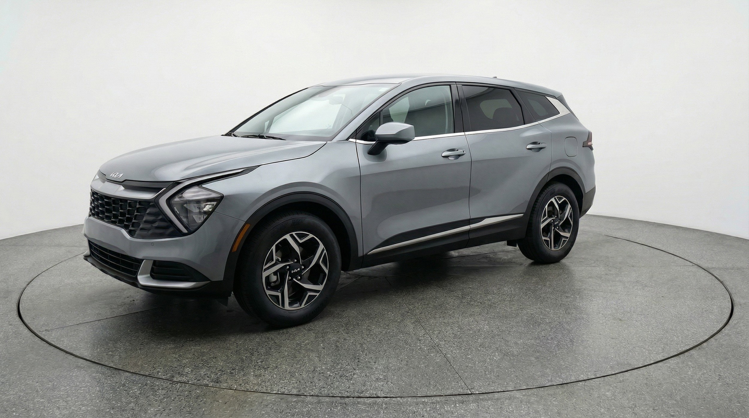Thumbnail: 2025 Kia Sportage - 3