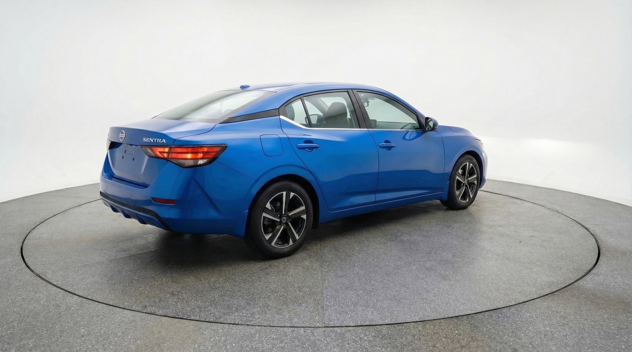 Thumbnail: 2025 Nissan Sentra - 9
