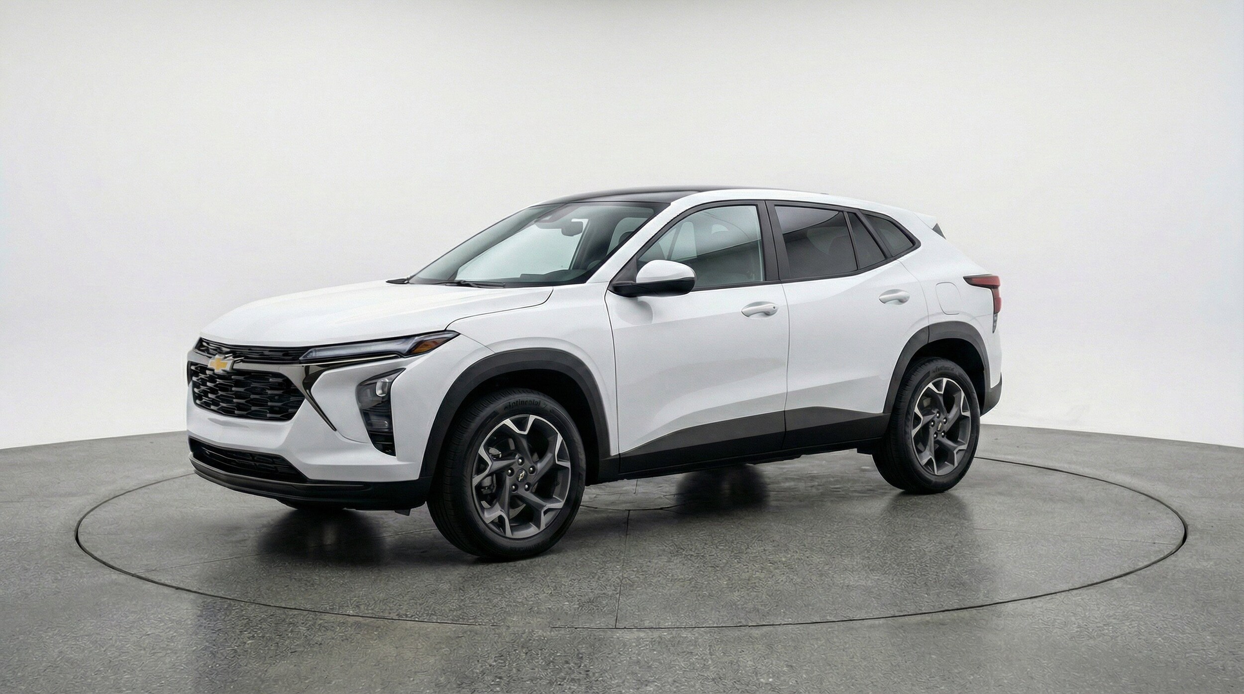 Thumbnail: 2025 Chevrolet Trax - 3