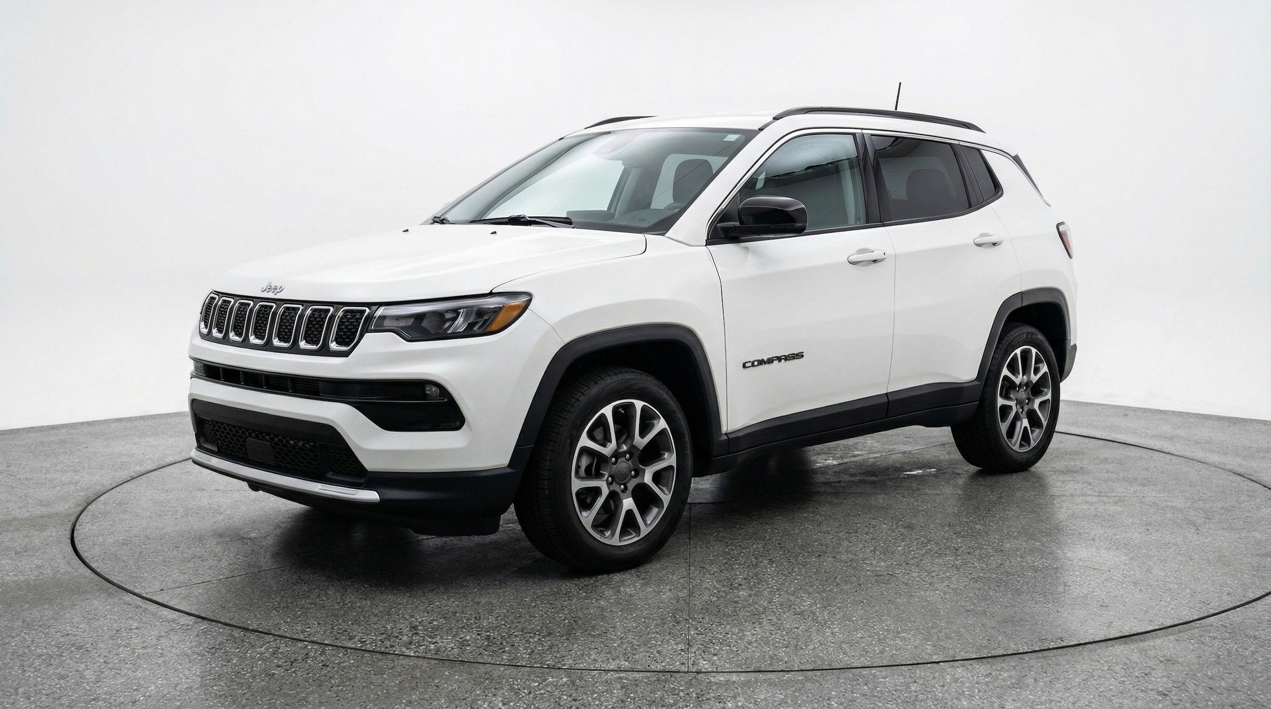 Thumbnail: 2025 Jeep Compass - 3