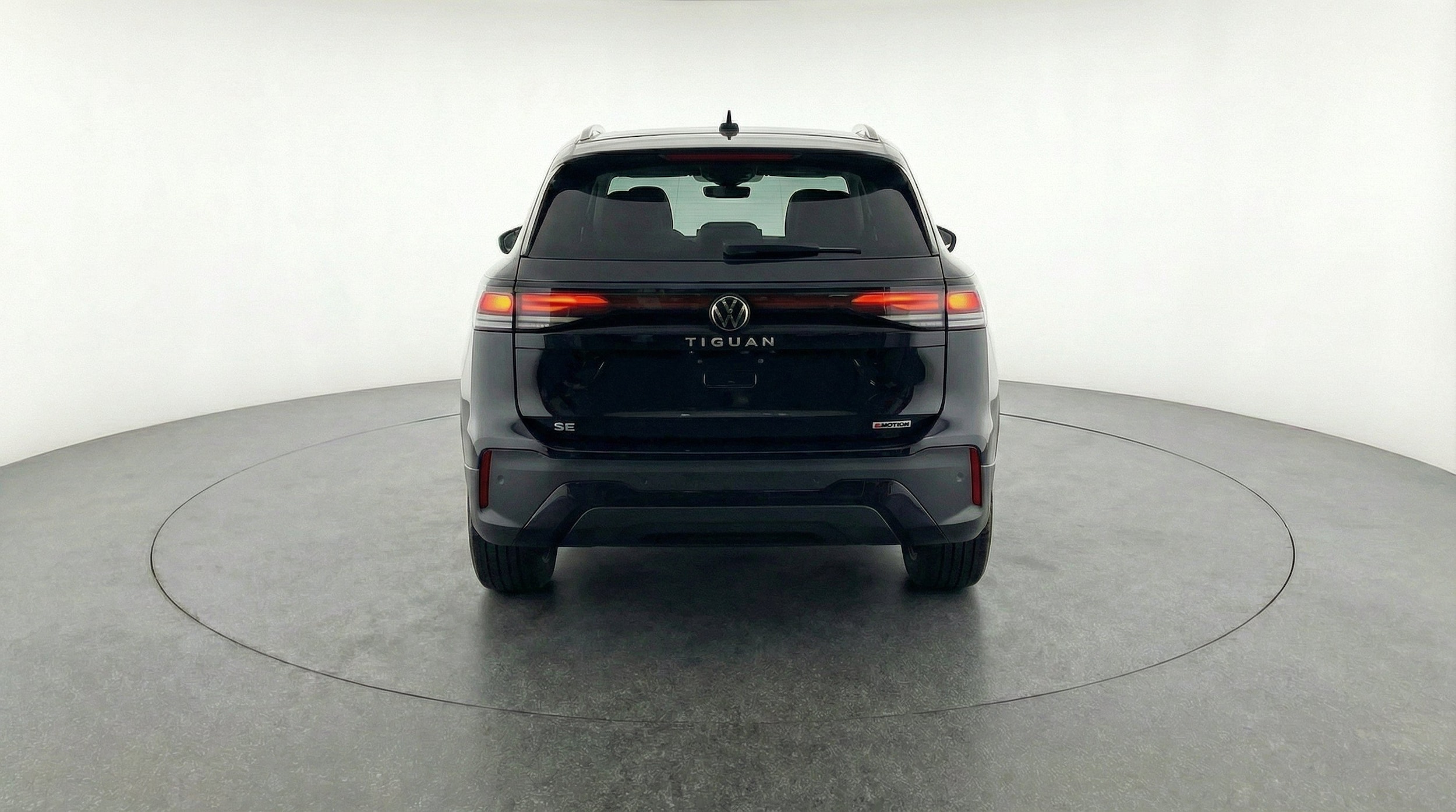 Thumbnail: 2026 Volkswagen Tiguan - 7