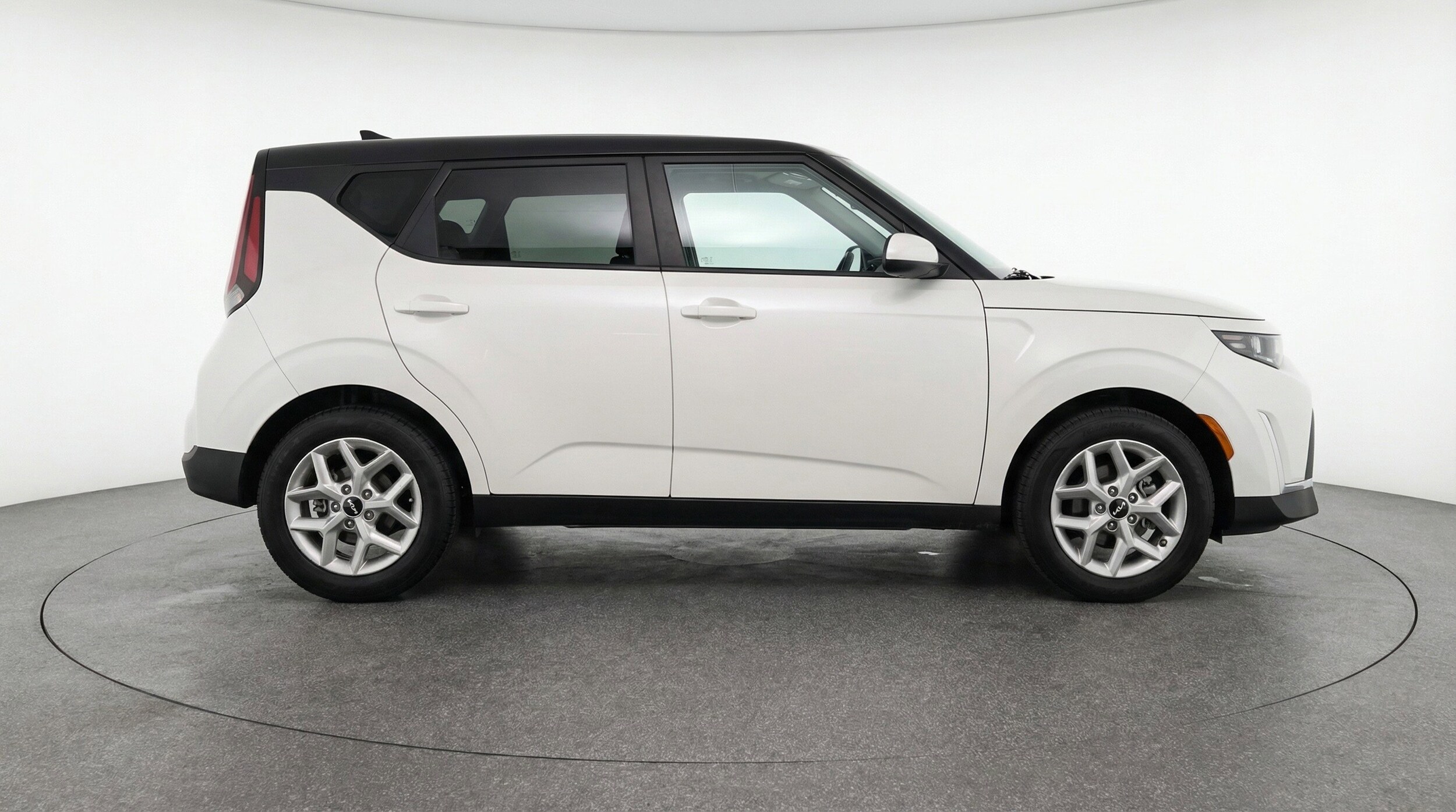 Thumbnail: 2025 Kia Soul - 11