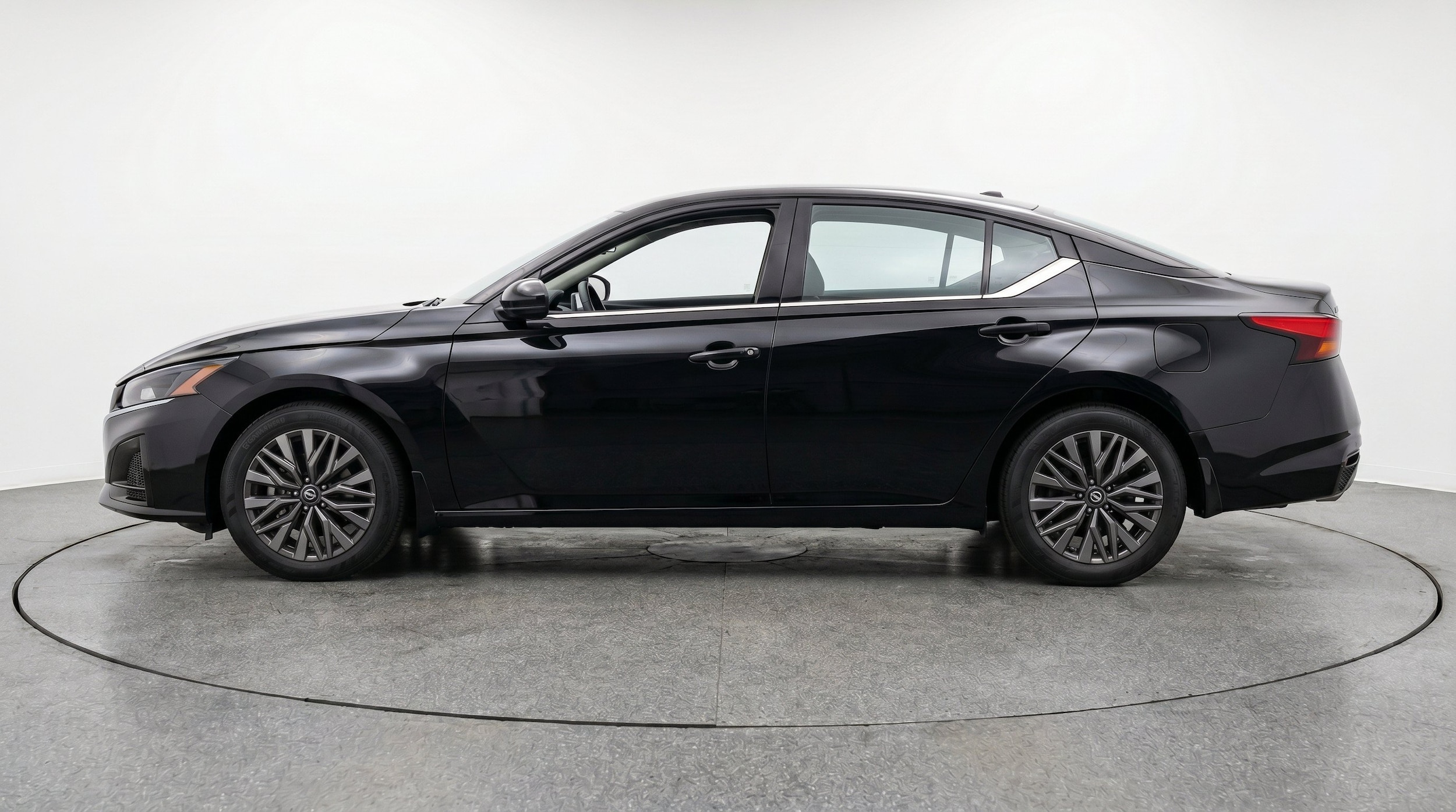 Thumbnail: 2026 Nissan Altima - 5