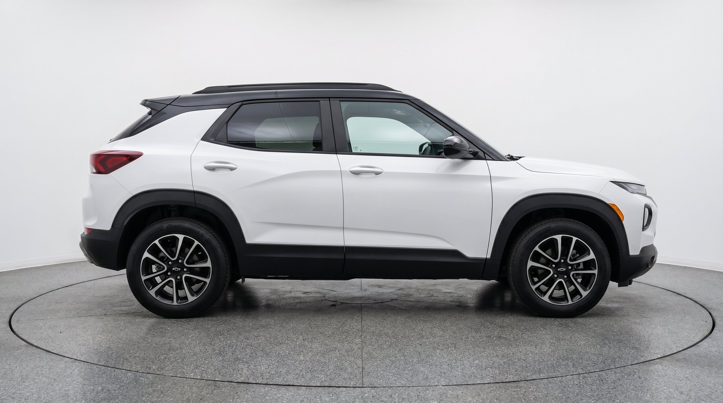 Thumbnail: 2025 Chevrolet TrailBlazer - 11