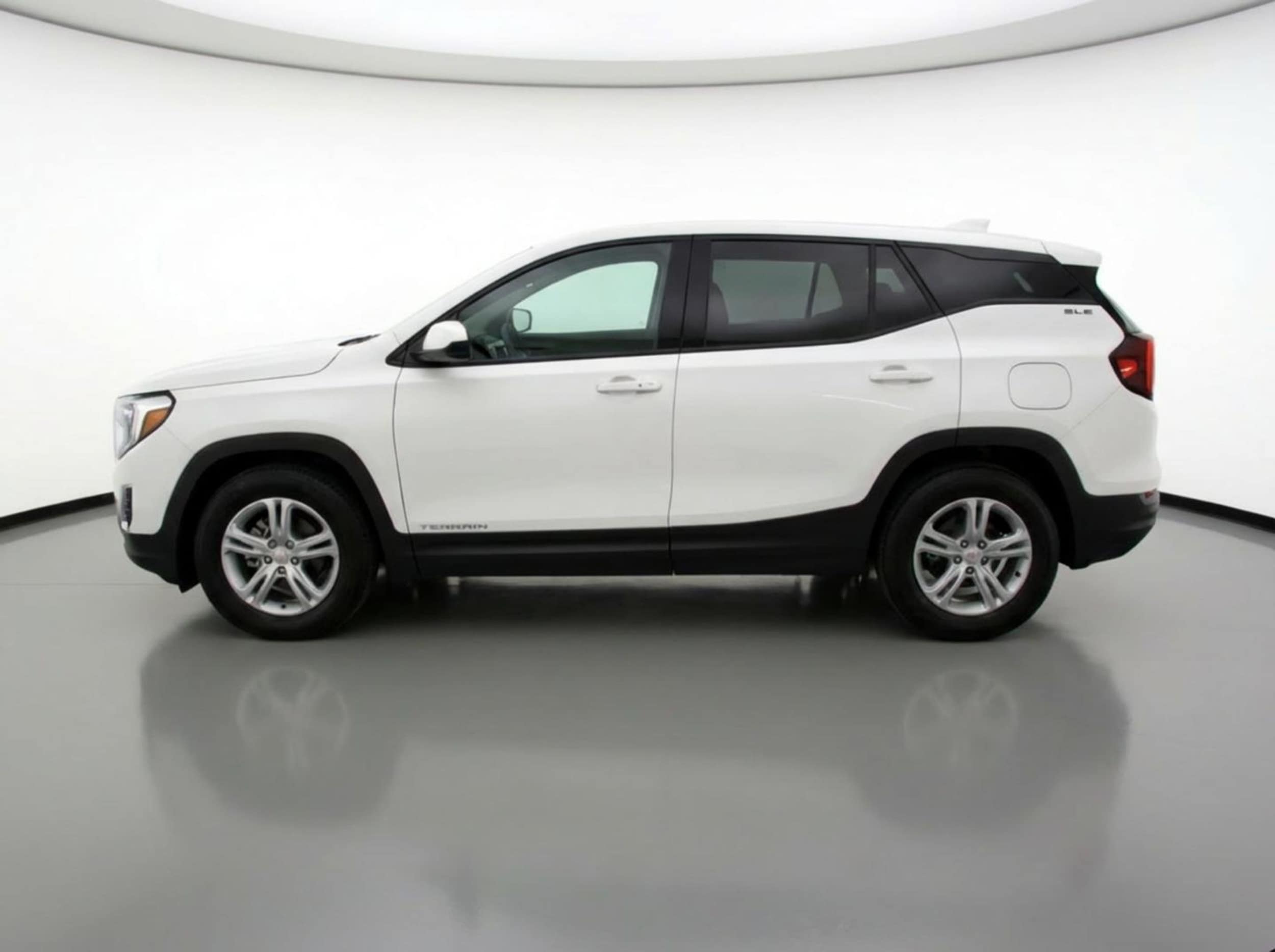 Thumbnail: 2024 GMC Terrain - 4