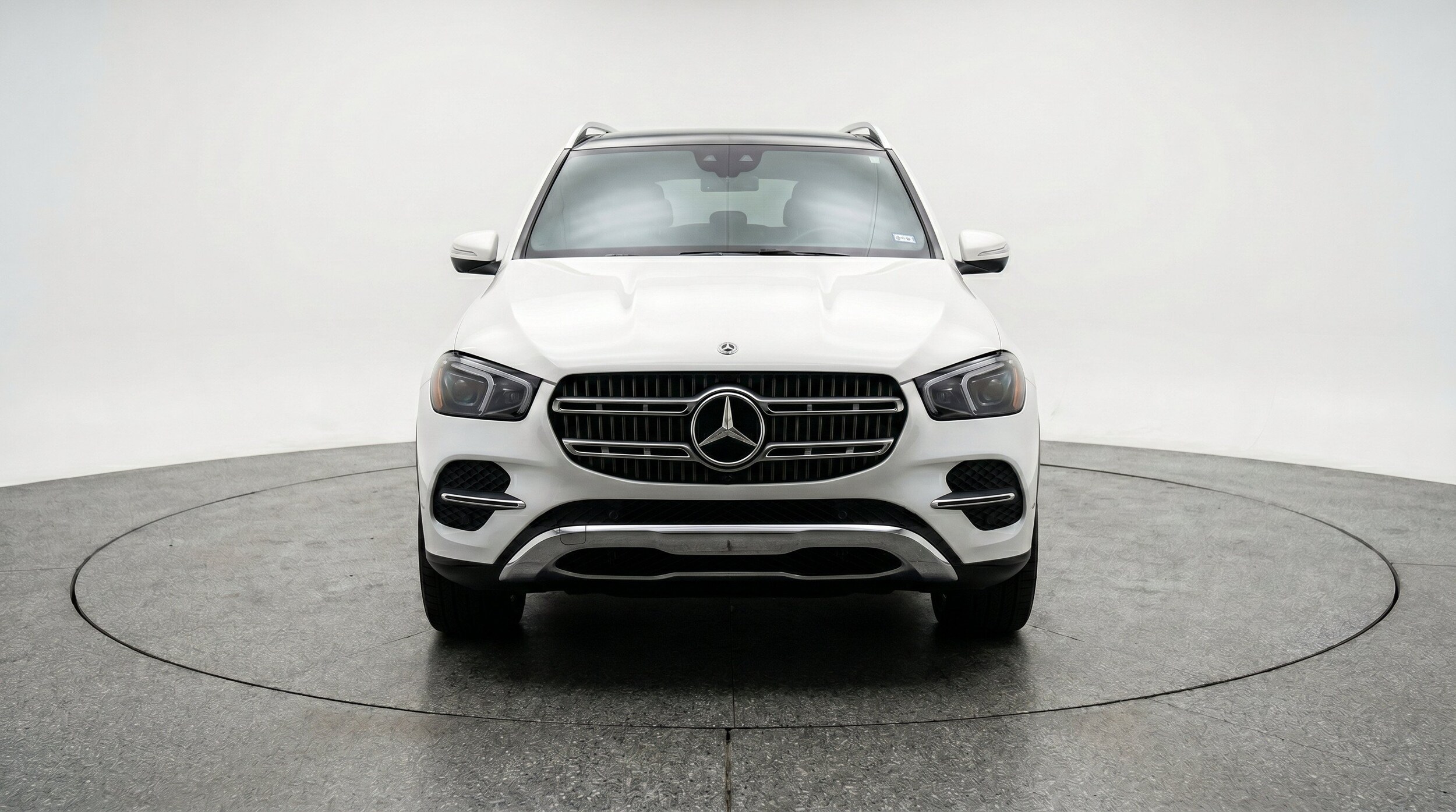 Thumbnail: 2026 Mercedes-Benz GLE - 2