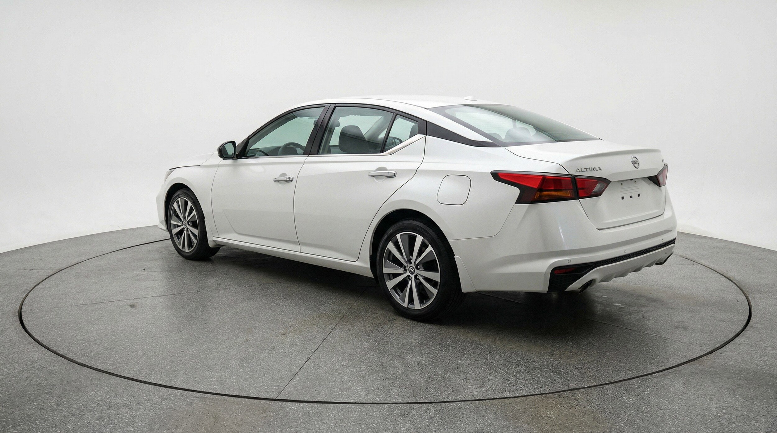 Thumbnail: 2025 Nissan Altima - 6