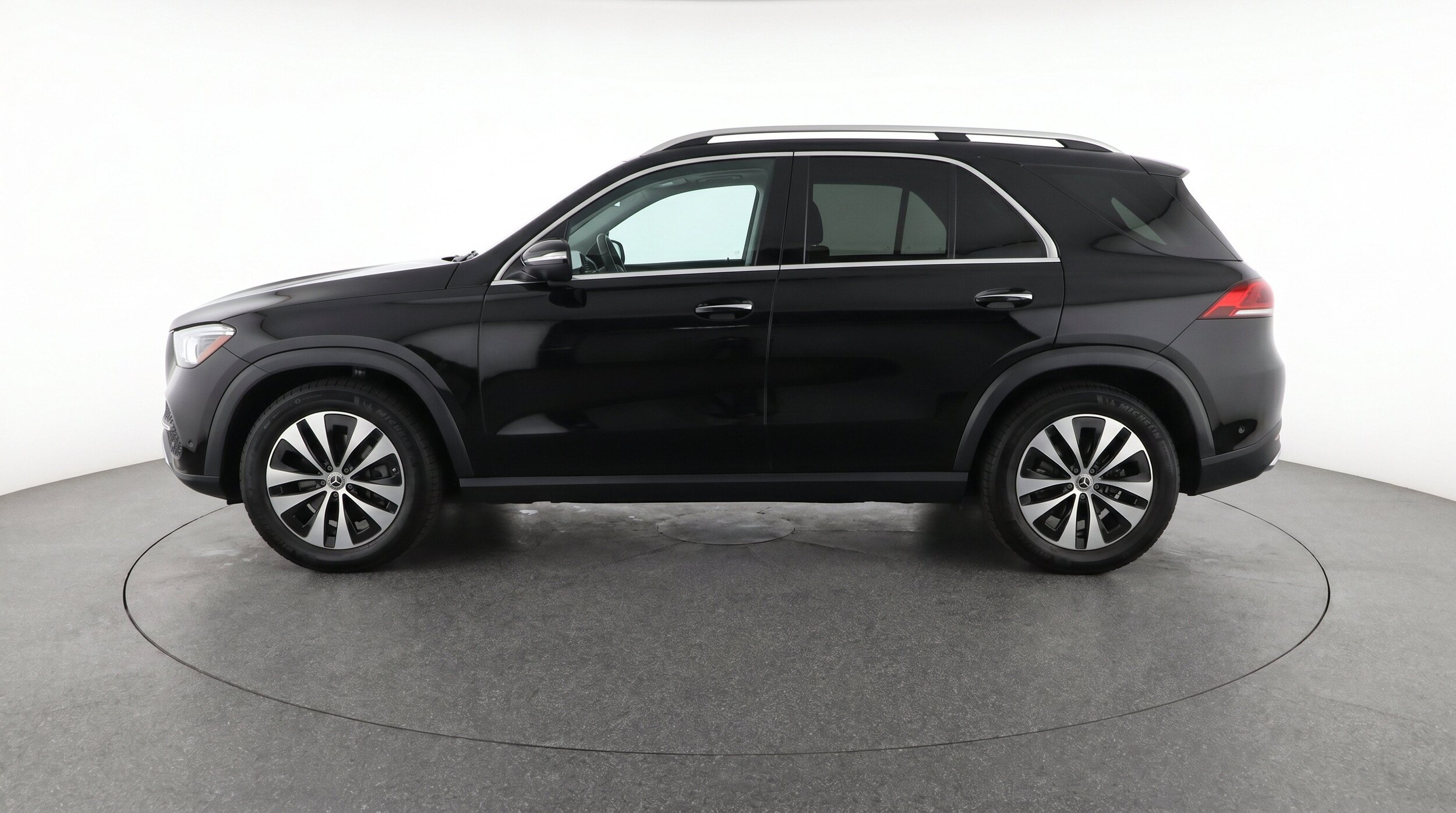 Thumbnail: 2026 Mercedes-Benz GLE - 5