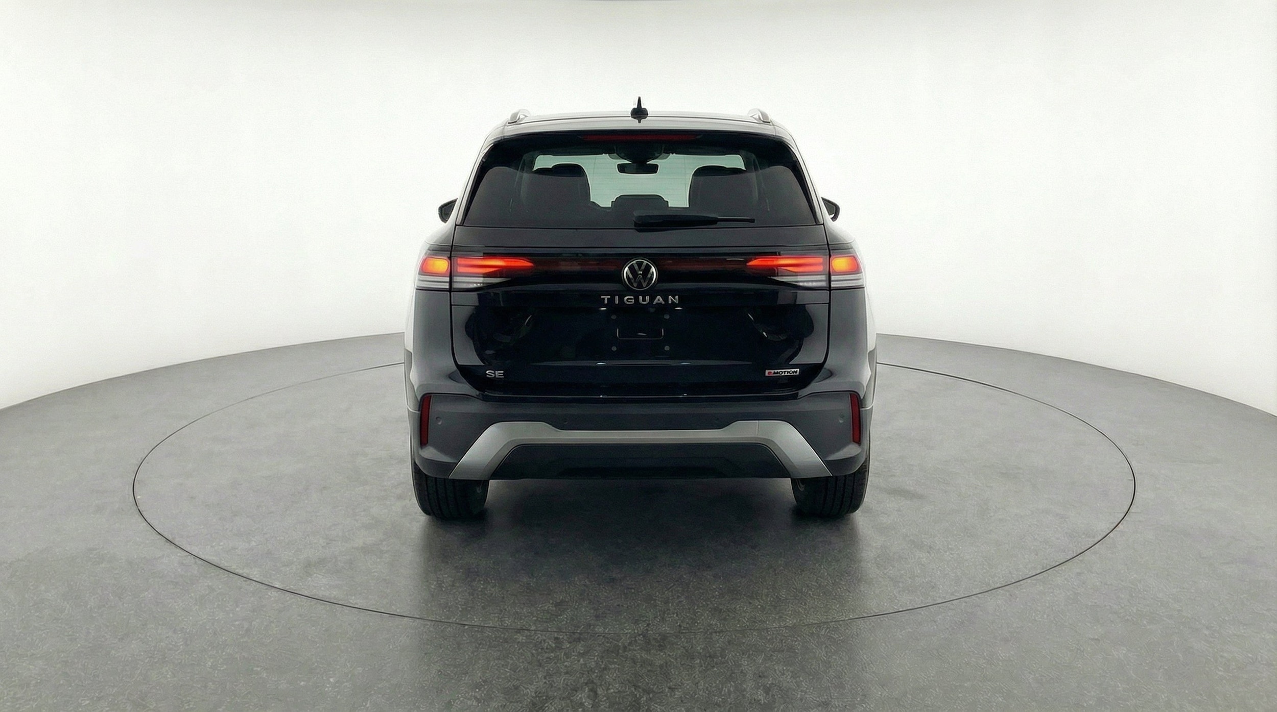 Thumbnail: 2026 Volkswagen Tiguan - 7