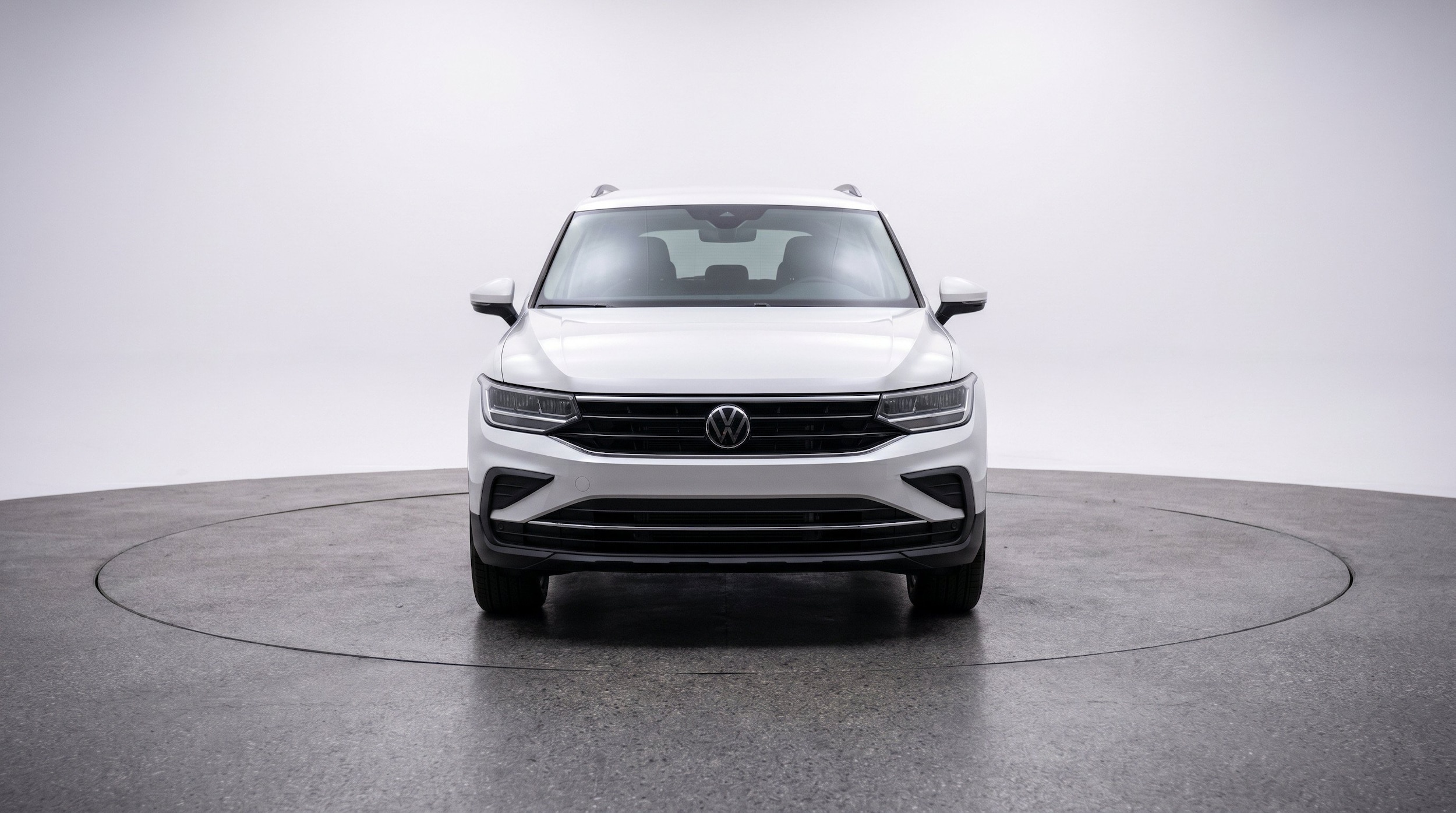 Thumbnail: 2026 Volkswagen Tiguan - 2