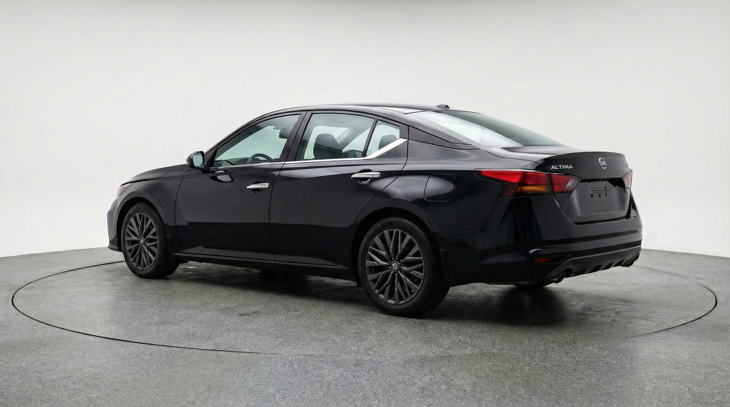 Thumbnail: 2025 Nissan Altima - 6