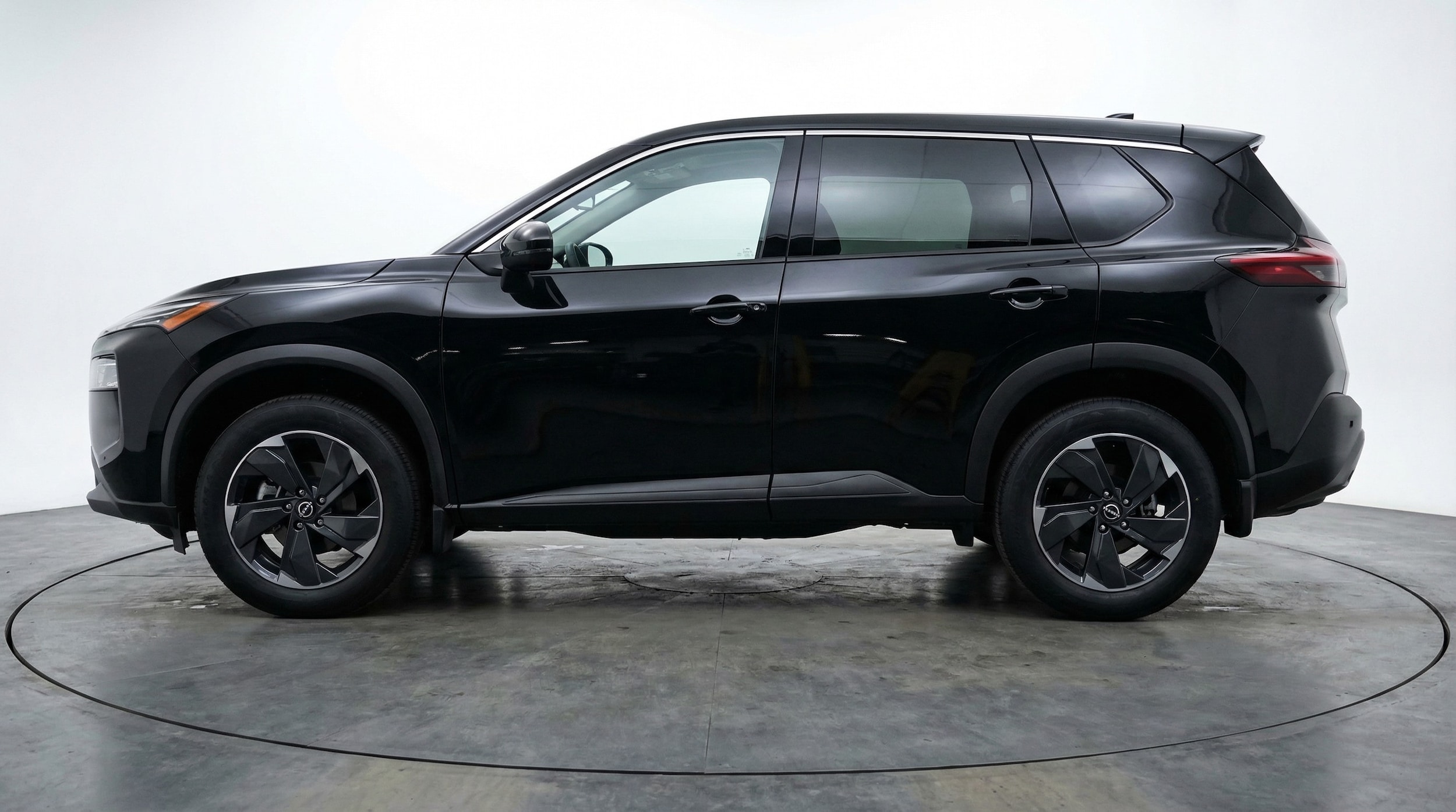 Thumbnail: 2025 Nissan Rogue - 4