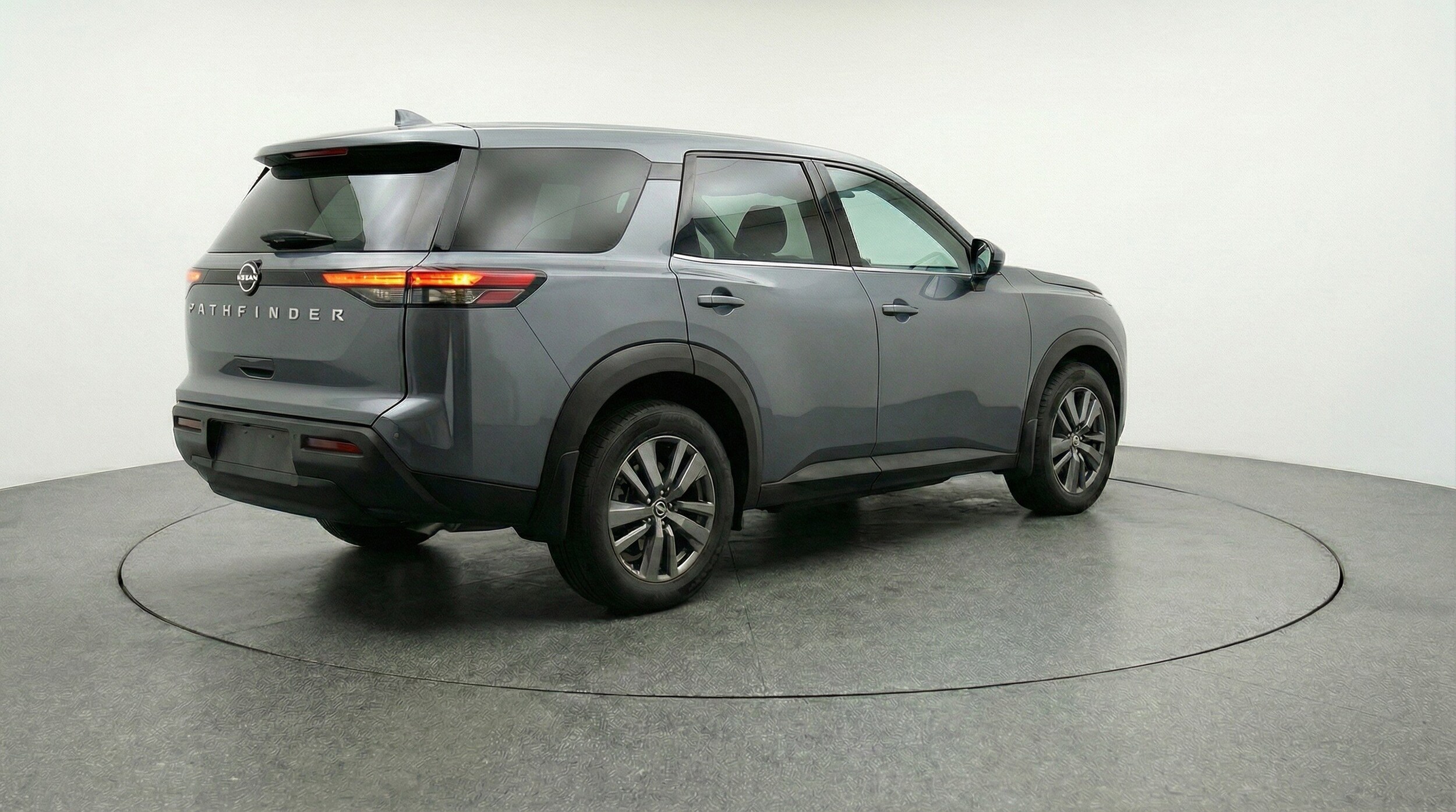 Thumbnail: 2025 Nissan Pathfinder - 9