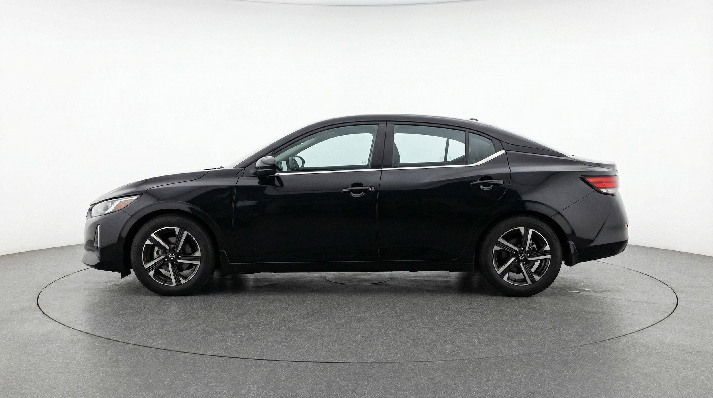 Thumbnail: 2025 Nissan Sentra - 5