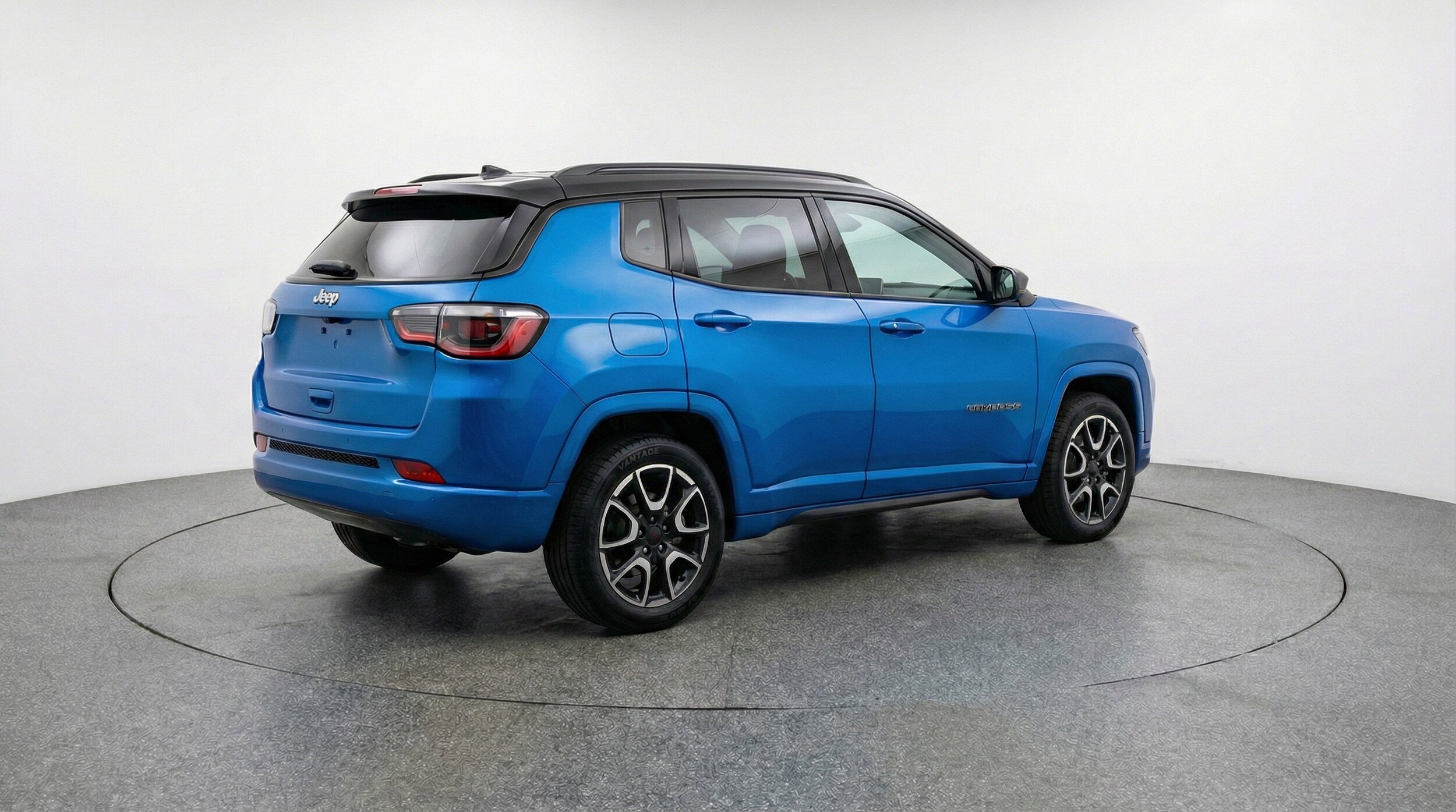 Thumbnail: 2025 Jeep Compass - 9