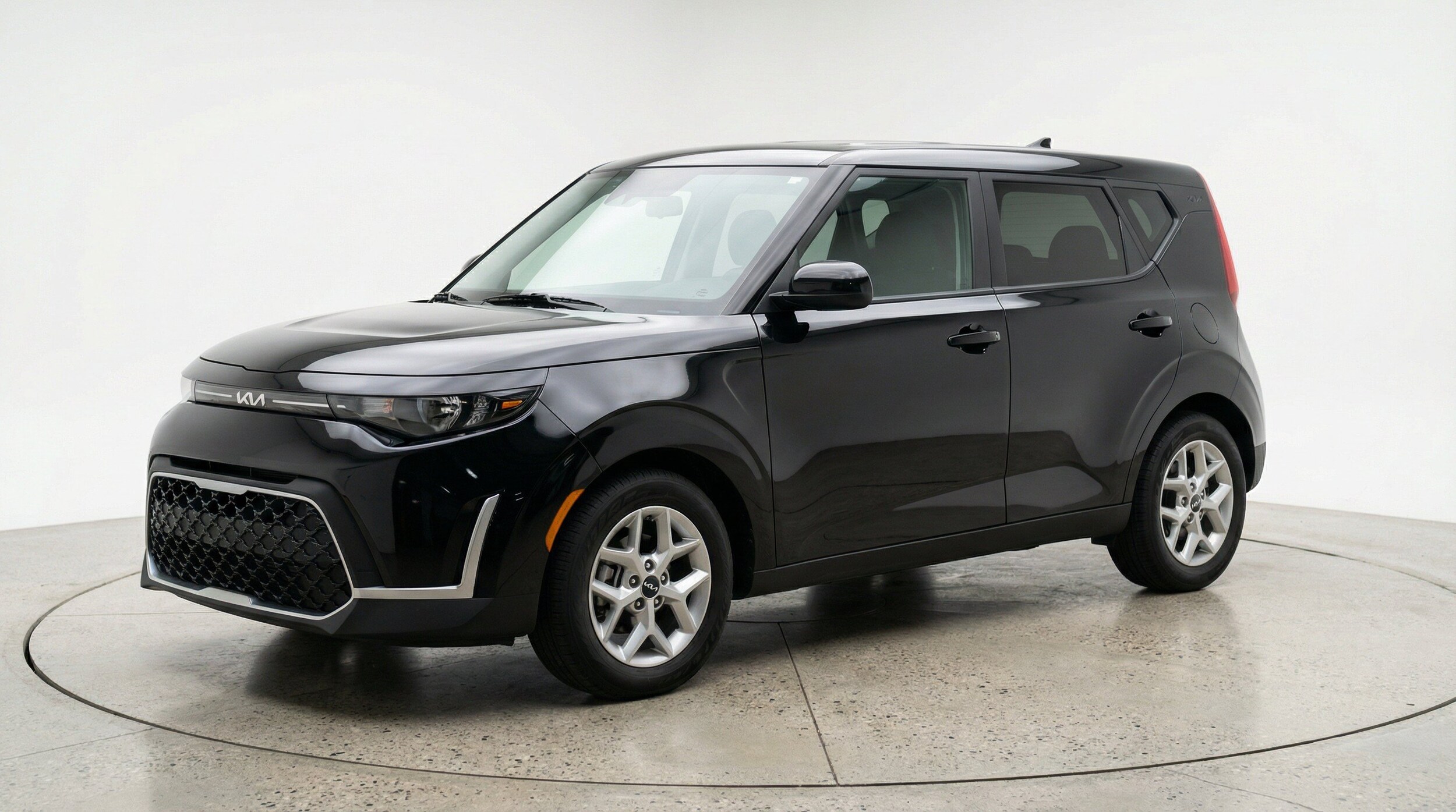 Thumbnail: 2025 Kia Soul - 3