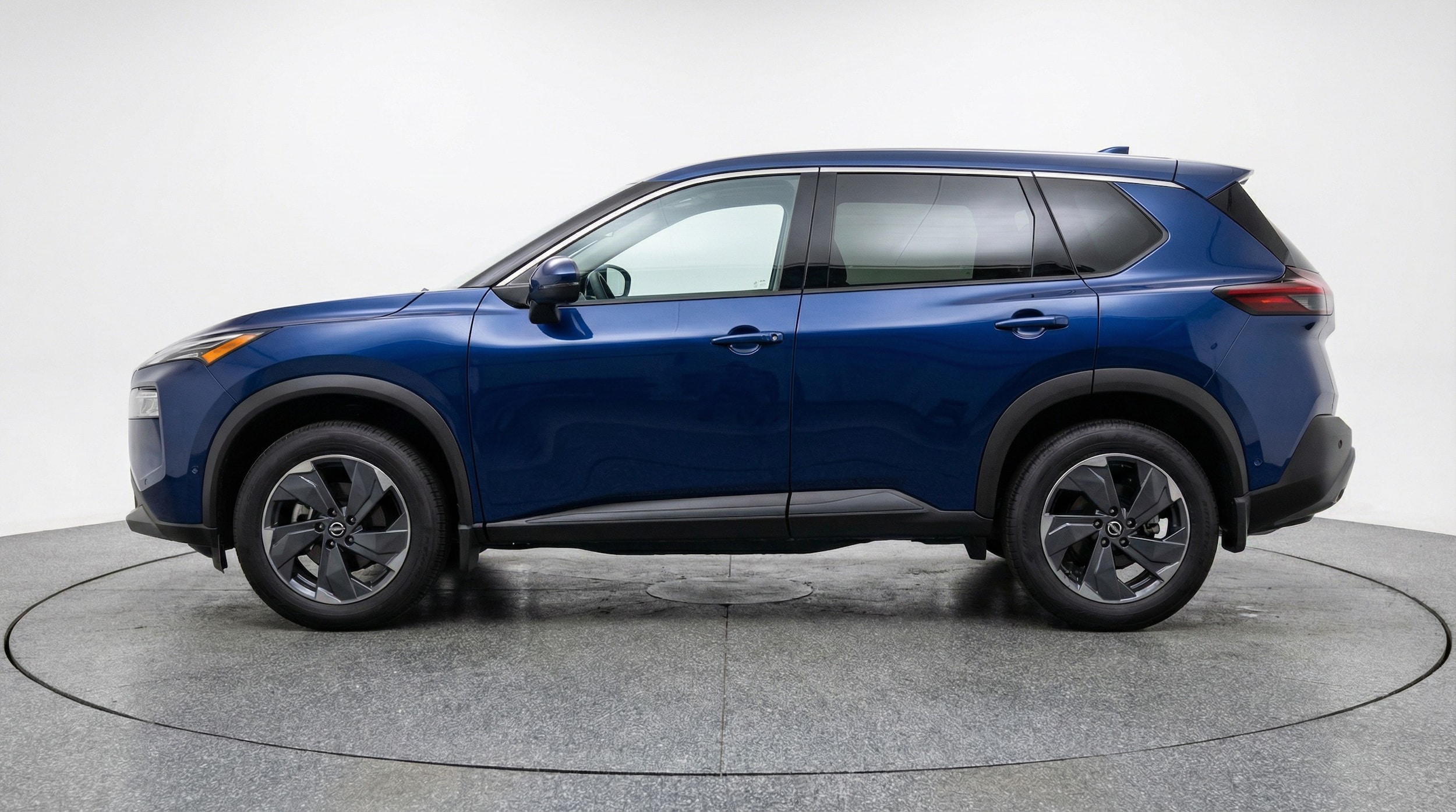 Thumbnail: 2025 Nissan Rogue - 4