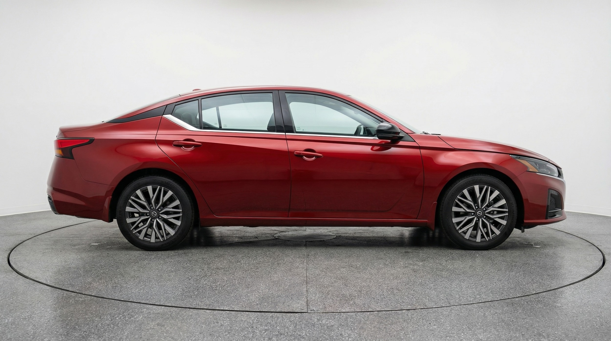 Thumbnail: 2025 Nissan Altima - 8