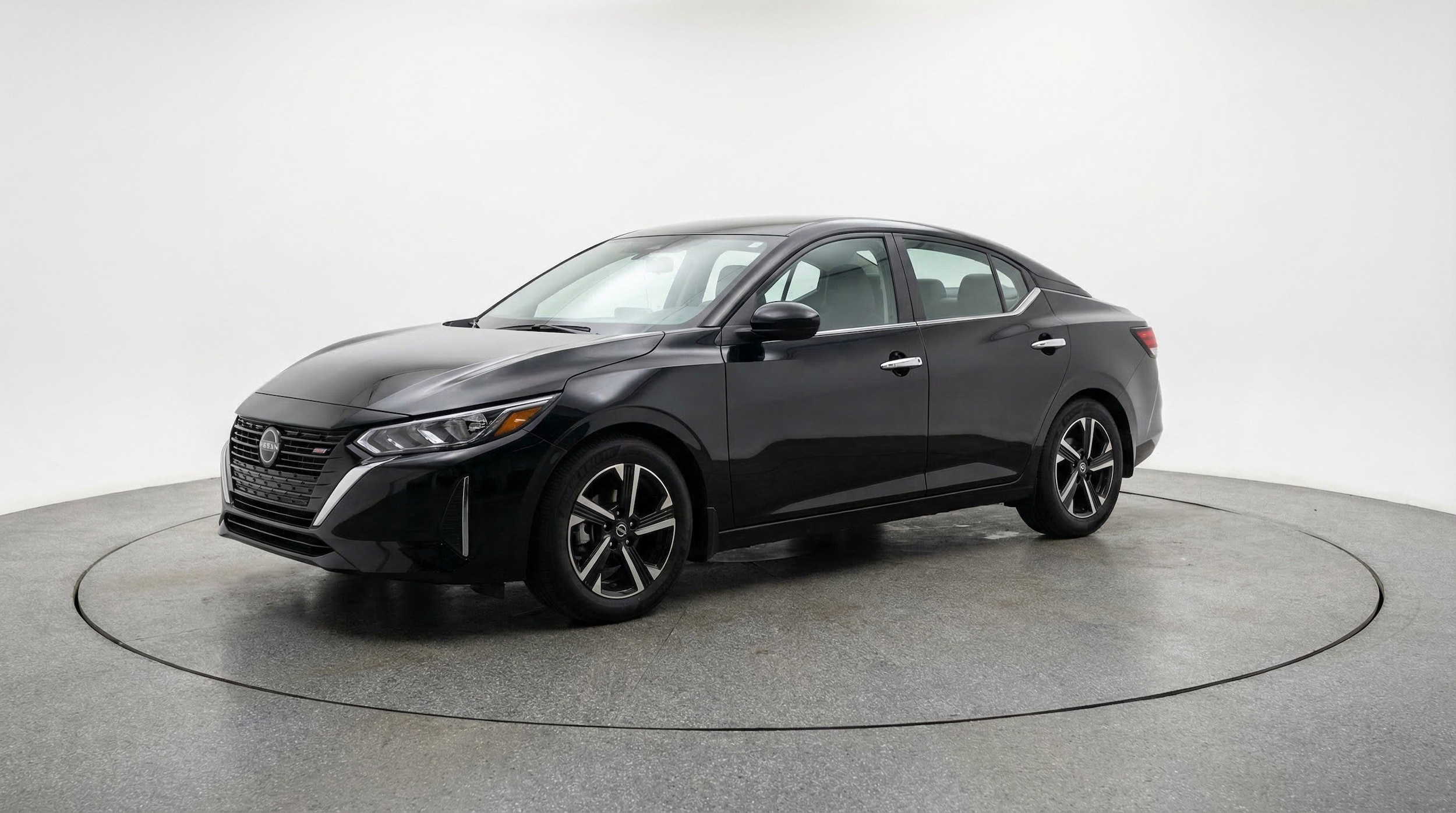 Thumbnail: 2025 Nissan Sentra - 3