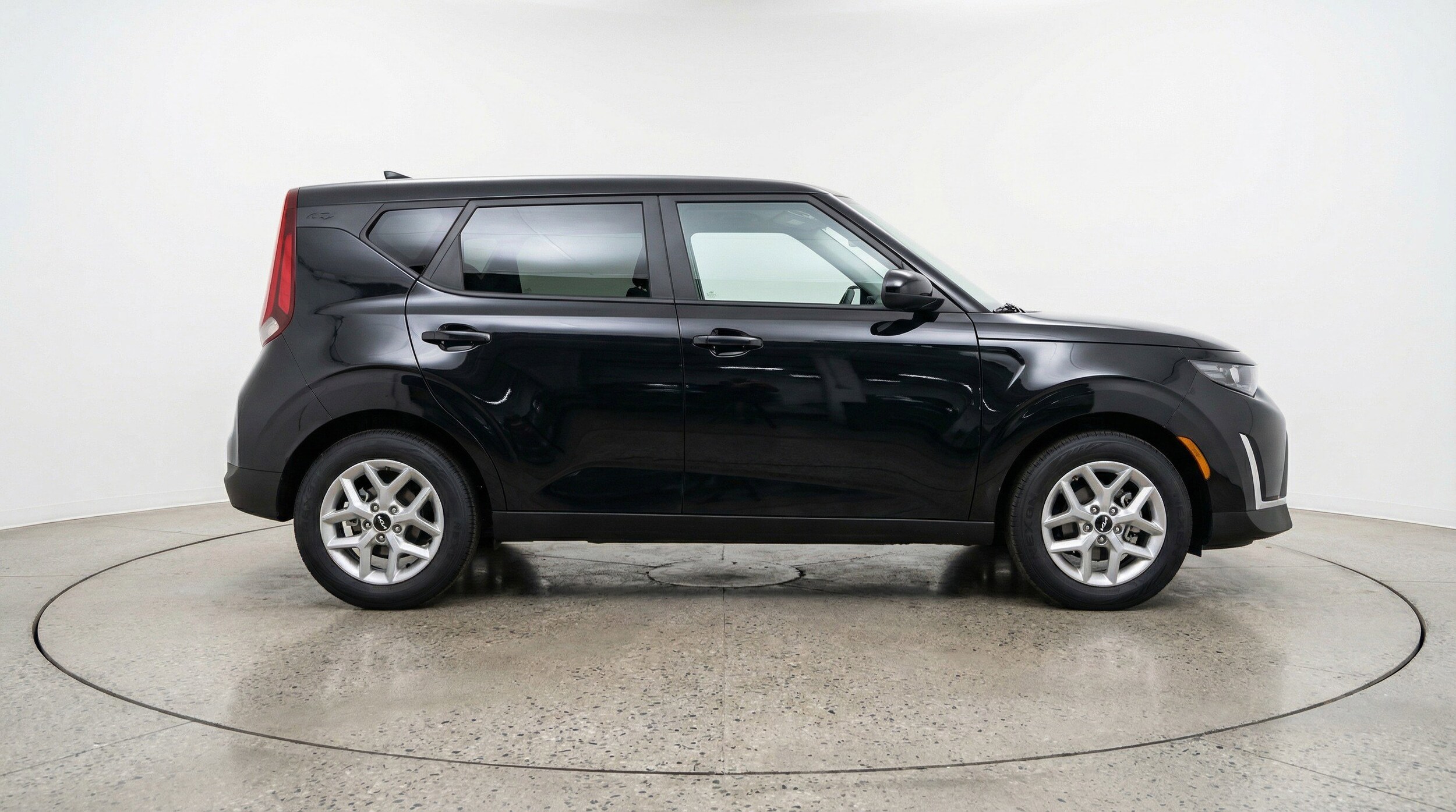 Thumbnail: 2025 Kia Soul - 11