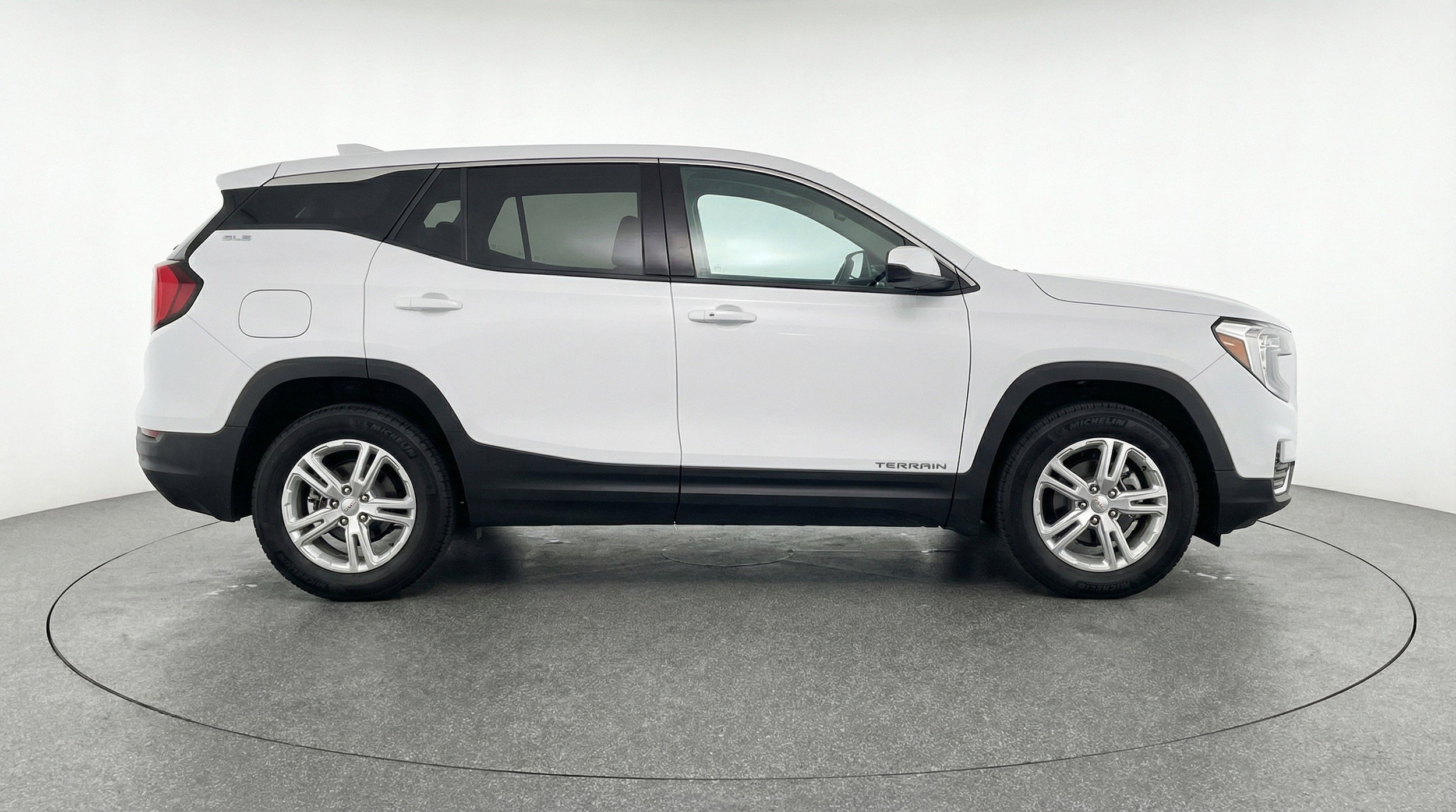 Thumbnail: 2024 GMC Terrain - 11