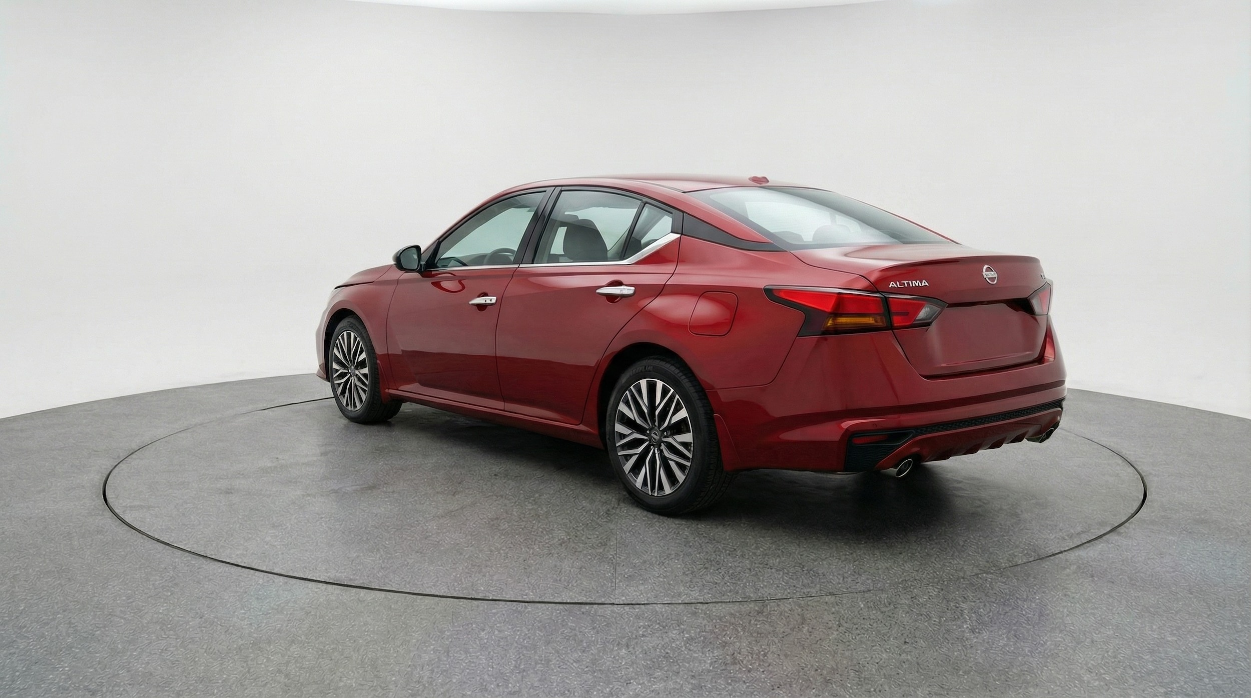 Thumbnail: 2025 Nissan Altima - 5