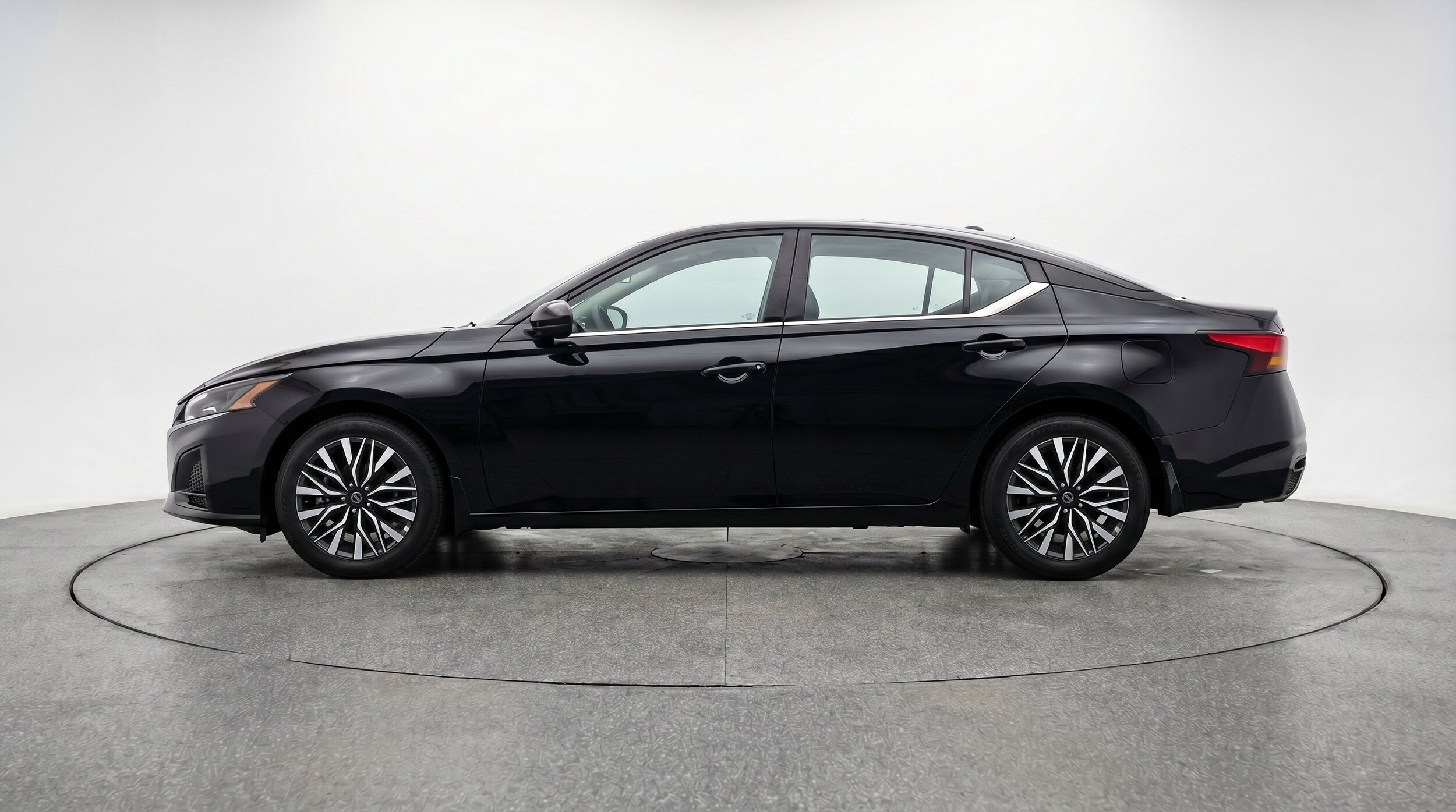 Thumbnail: 2026 Nissan Altima - 5