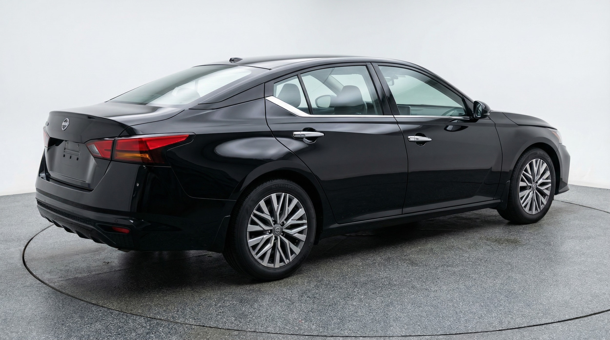 Thumbnail: 2025 Nissan Altima - 7