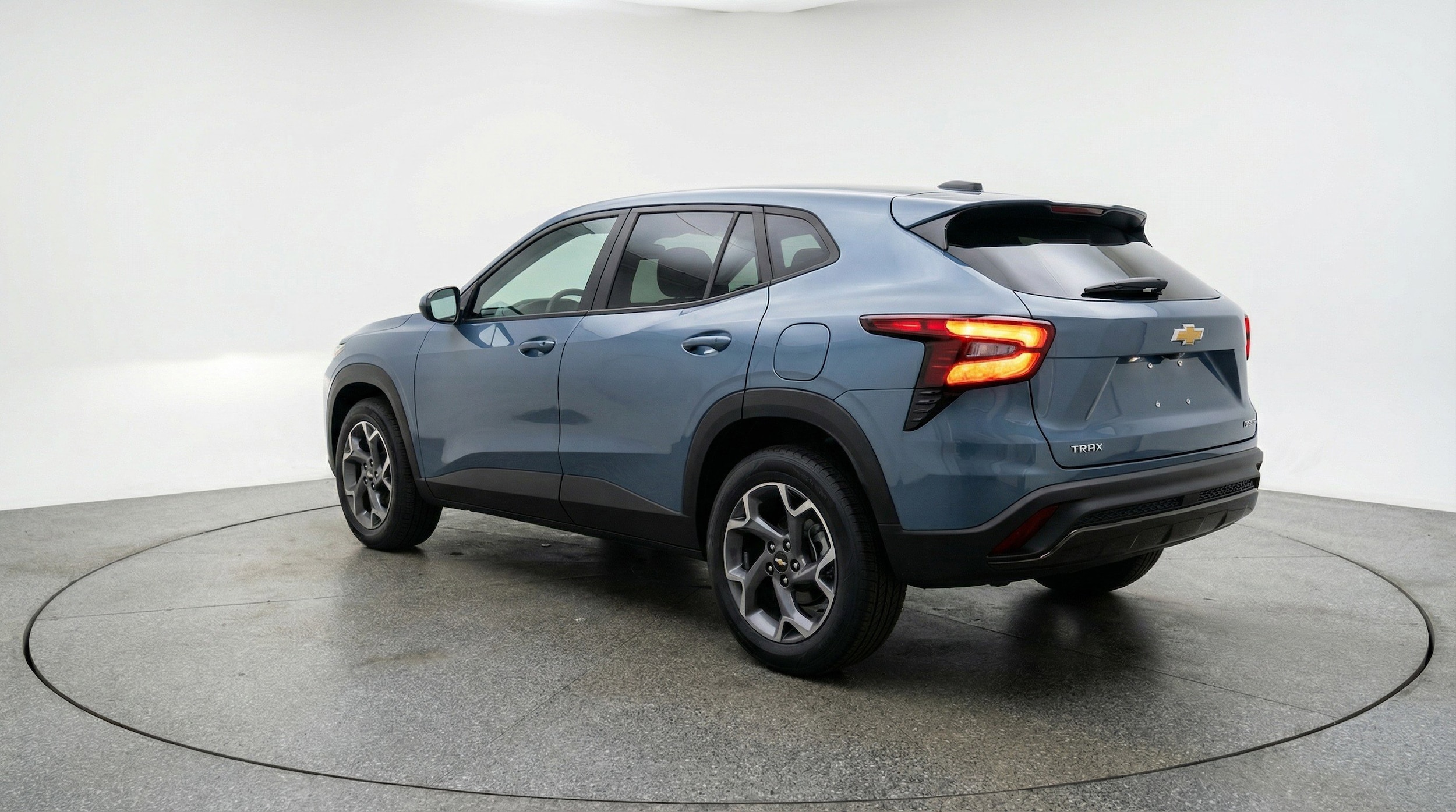 Thumbnail: 2025 Chevrolet Trax - 6