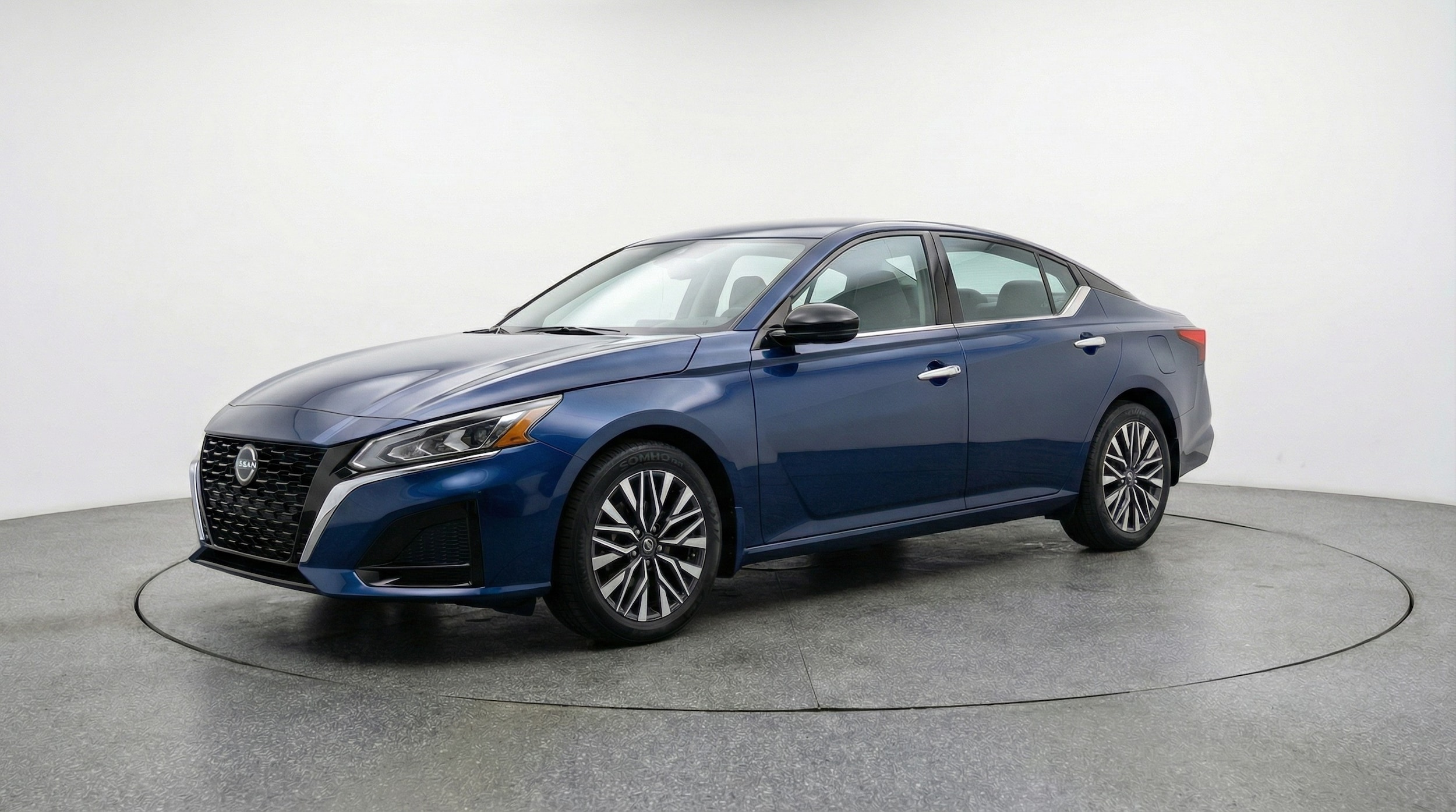 Thumbnail: 2025 Nissan Altima - 3