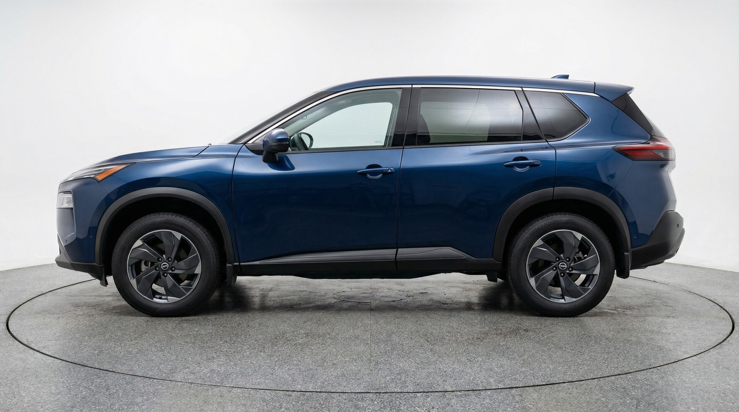 Thumbnail: 2025 Nissan Rogue - 4