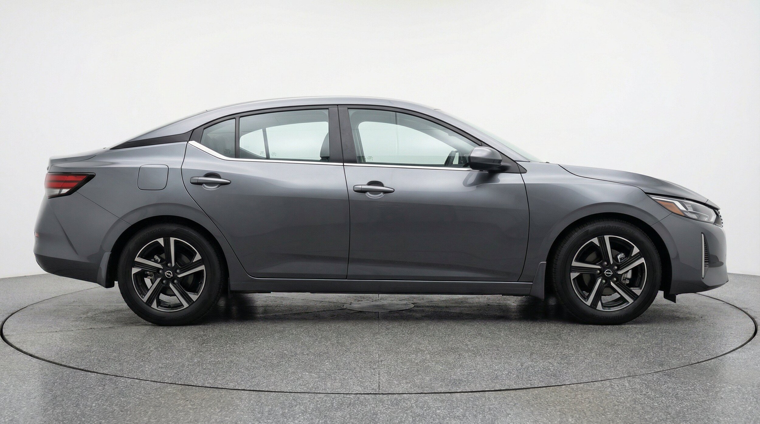 Thumbnail: 2025 Nissan Sentra - 11