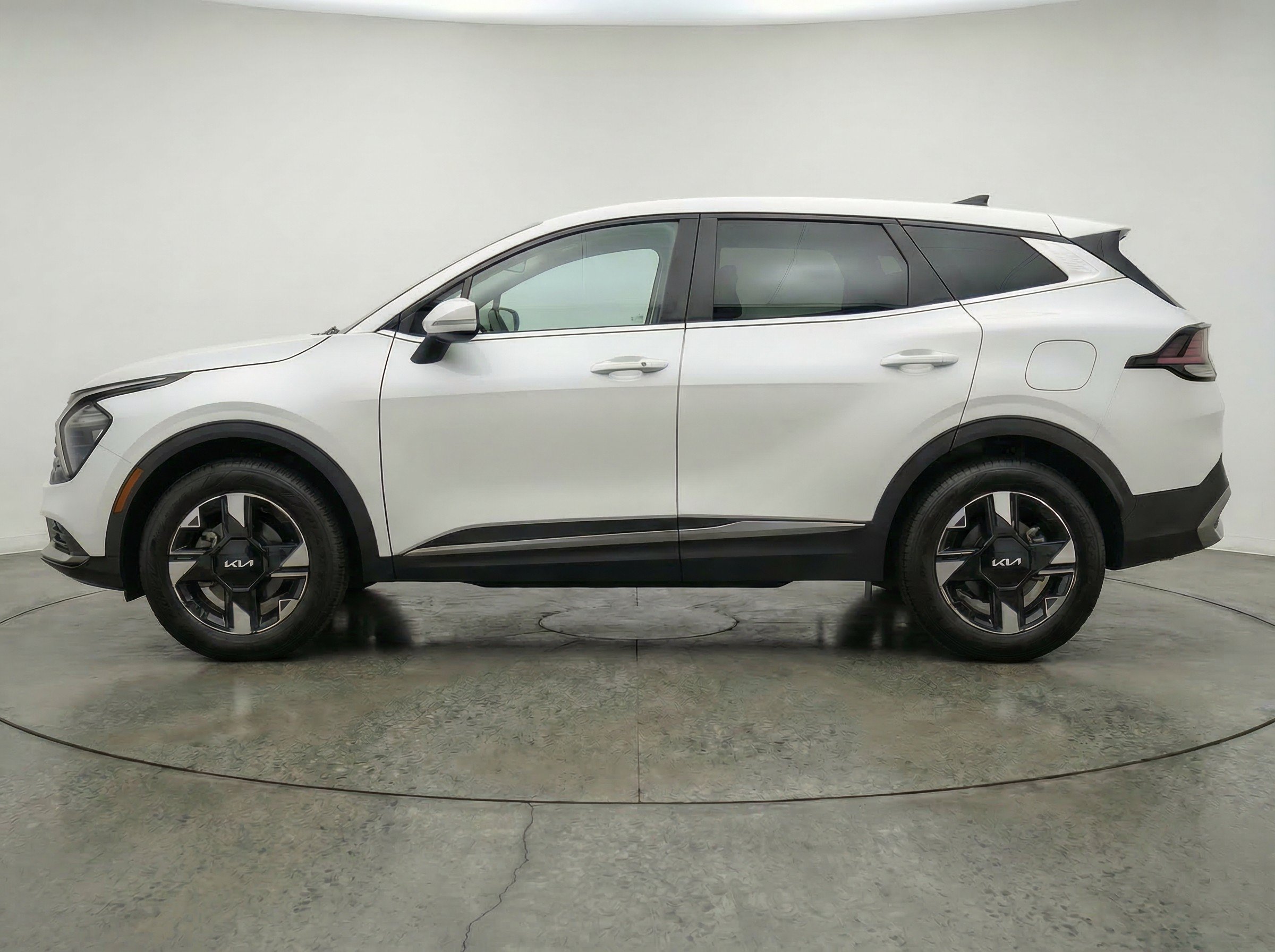 Thumbnail: 2026 Kia Sportage - 5
