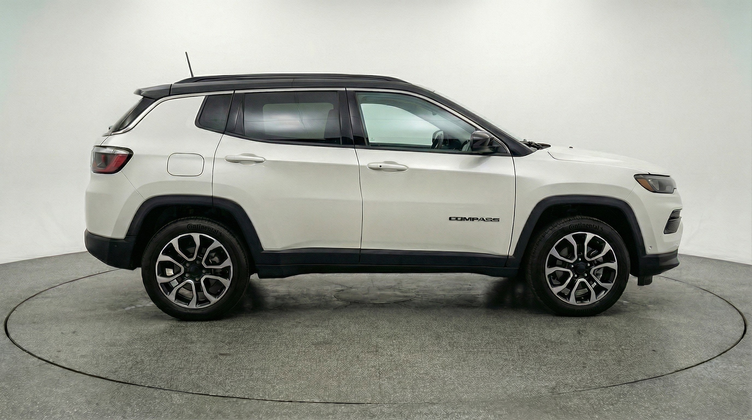Thumbnail: 2025 Jeep Compass - 11