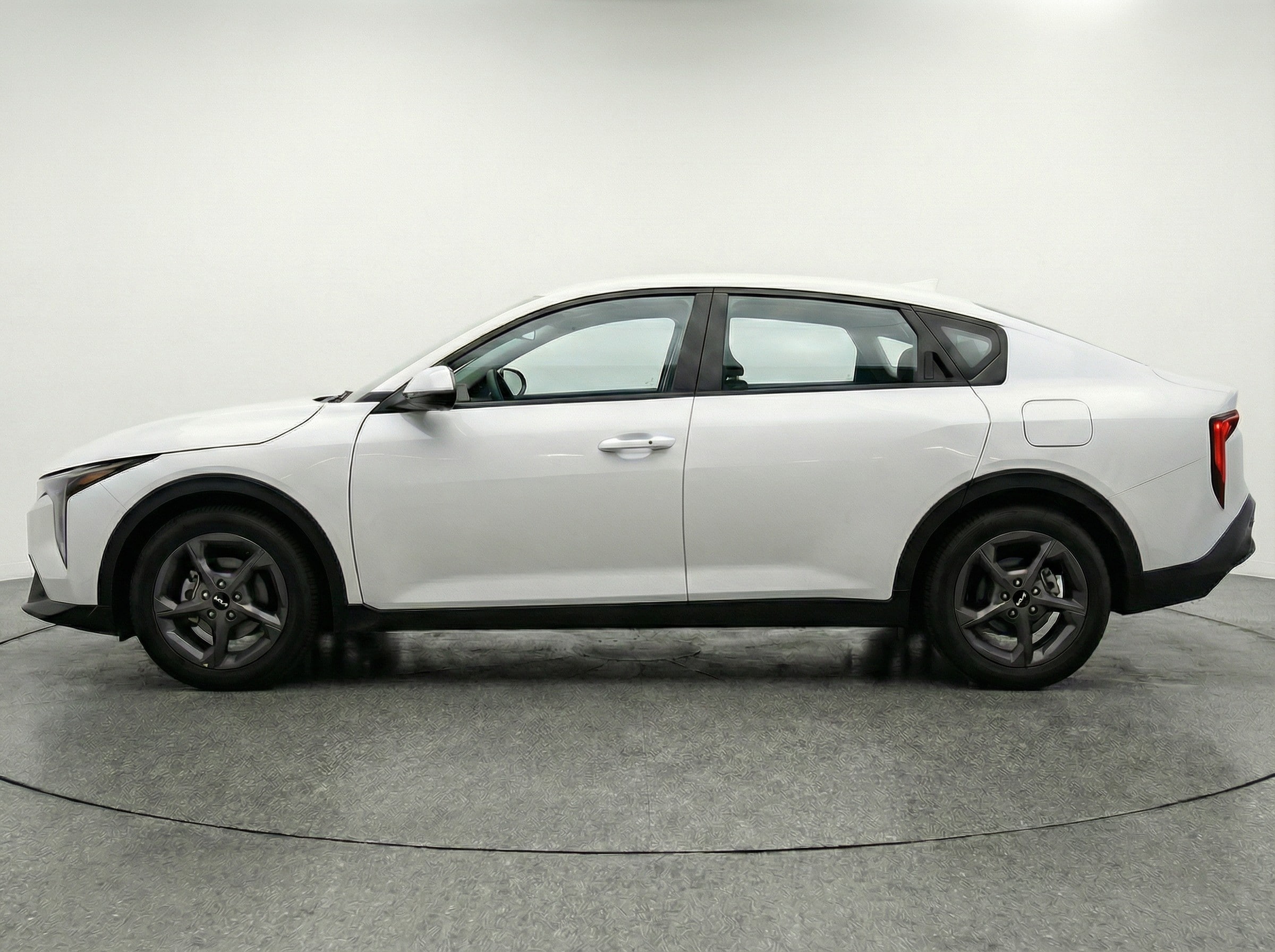 Thumbnail: 2025 Kia K4 - 4